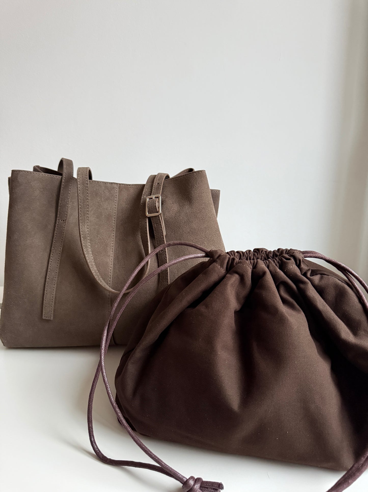 LOLA — Taupe - Suede Leather Bag