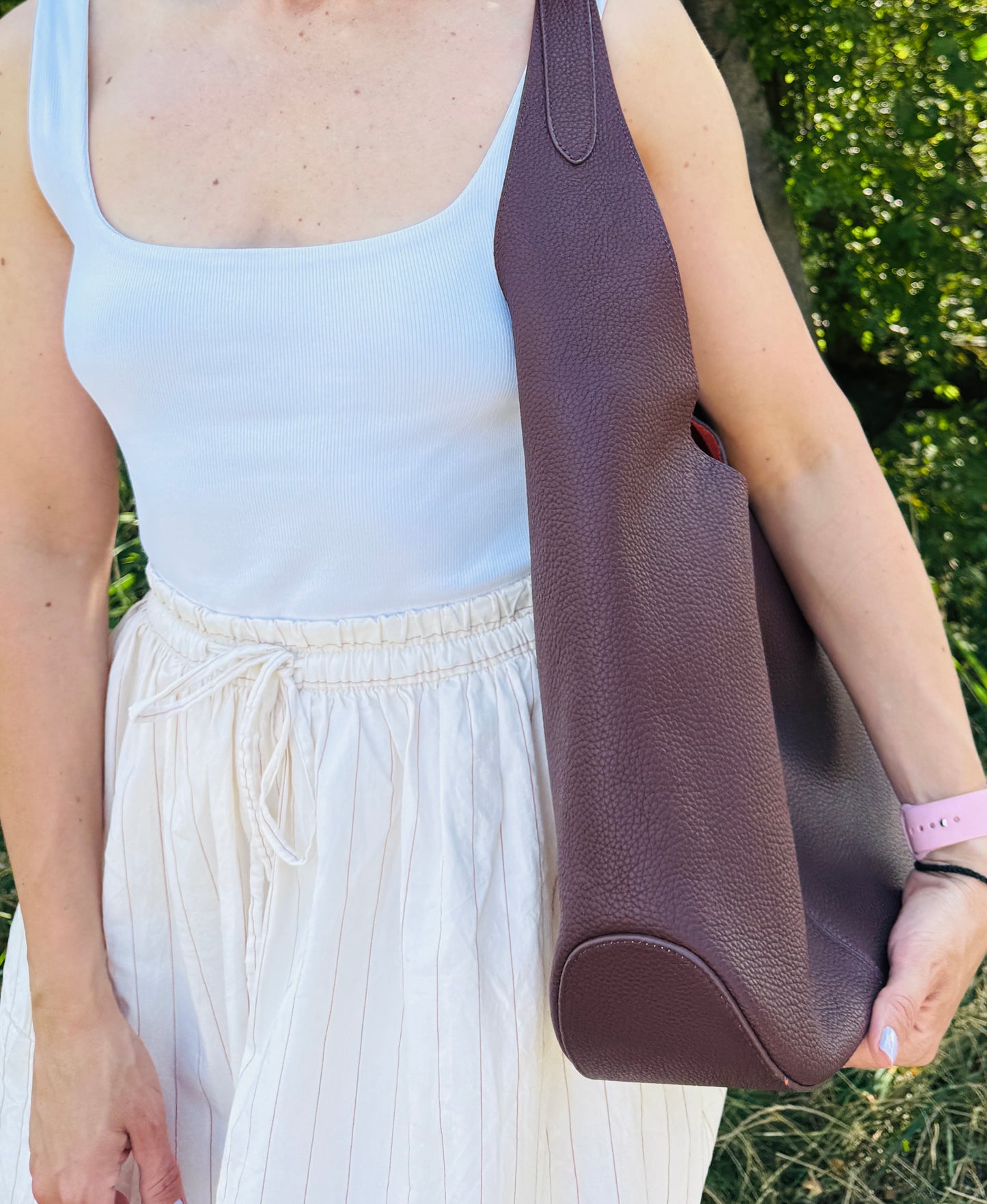 NIKOLÉ Kelly Marsala – Elegant Leather Hobo Bag