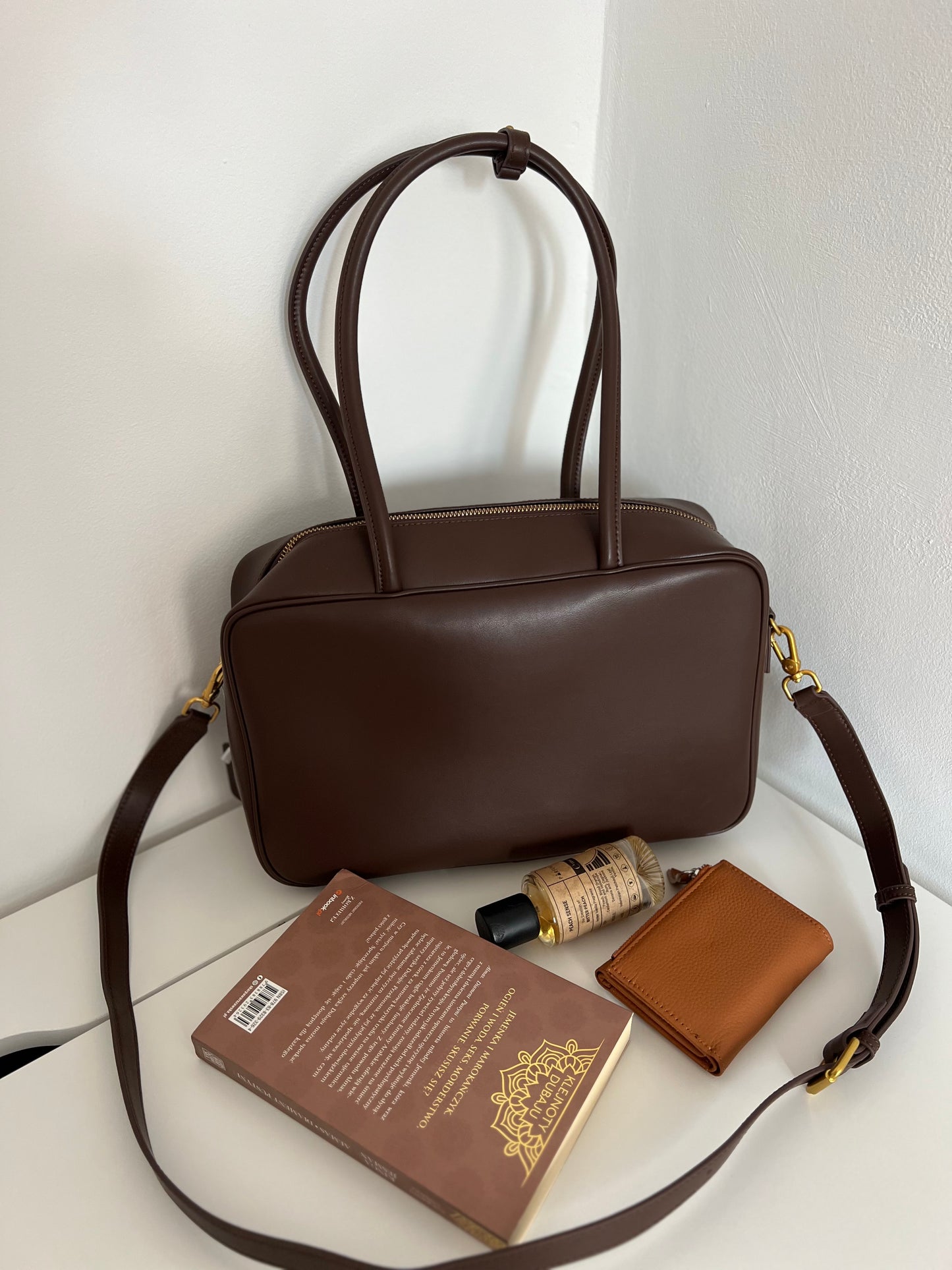 NIKOLÉ Leather Bag – Elegance in Chocolate Brown 🍫