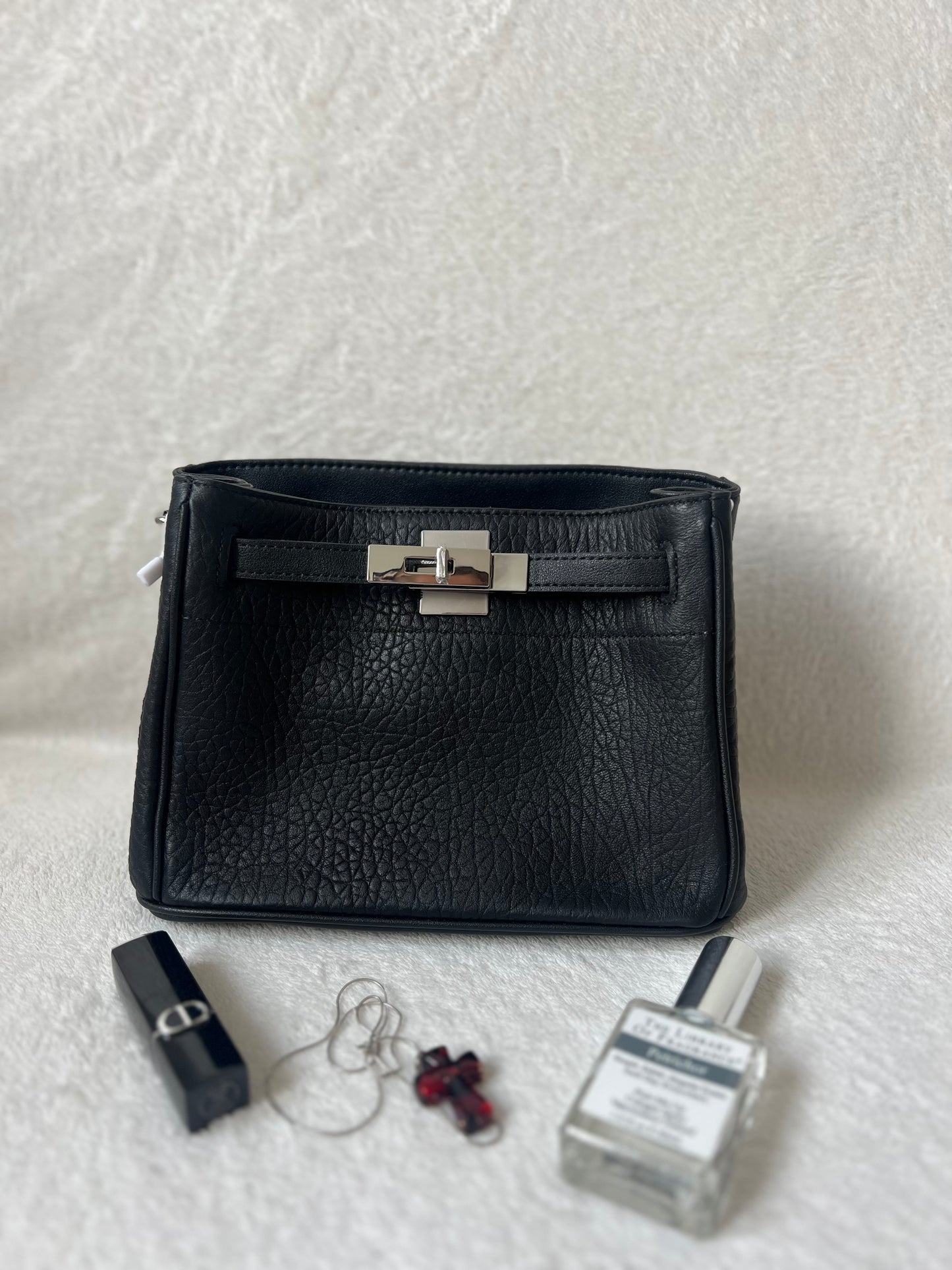 Emma - Black (Leather)