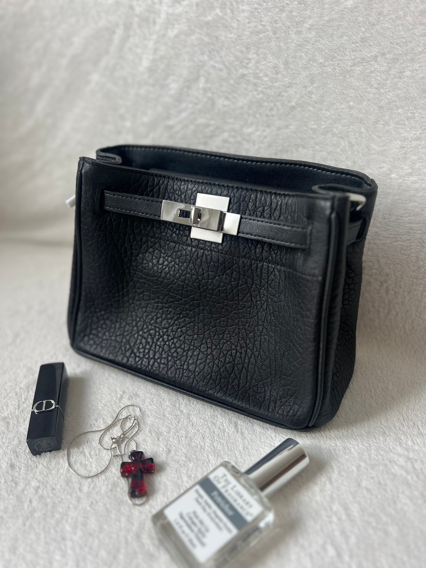 Emma - Black (Leather)