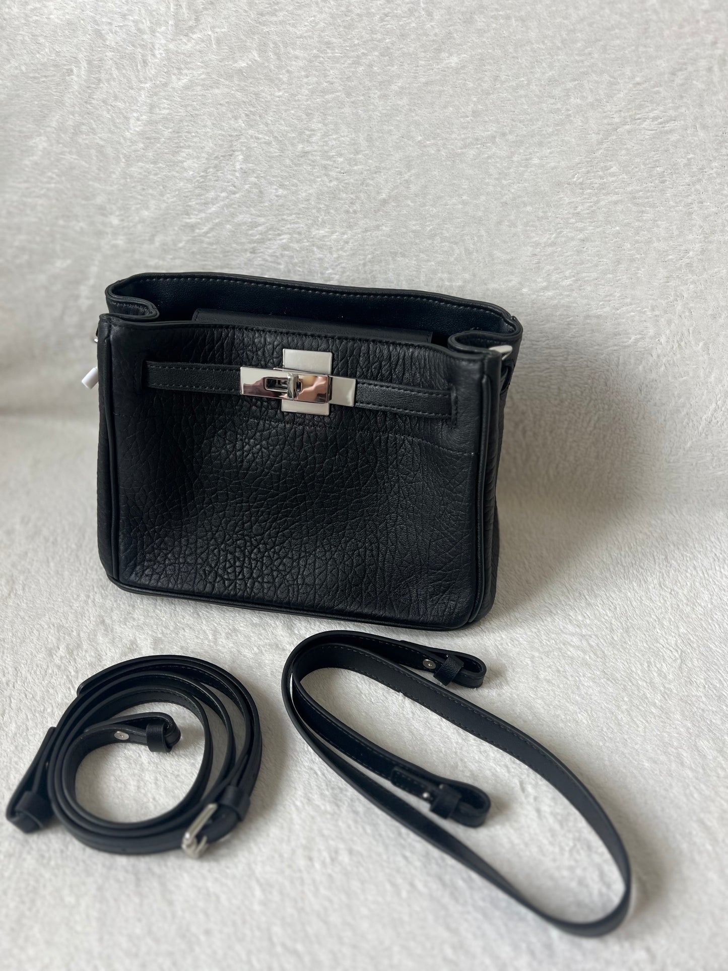 Emma - Black (Leather)