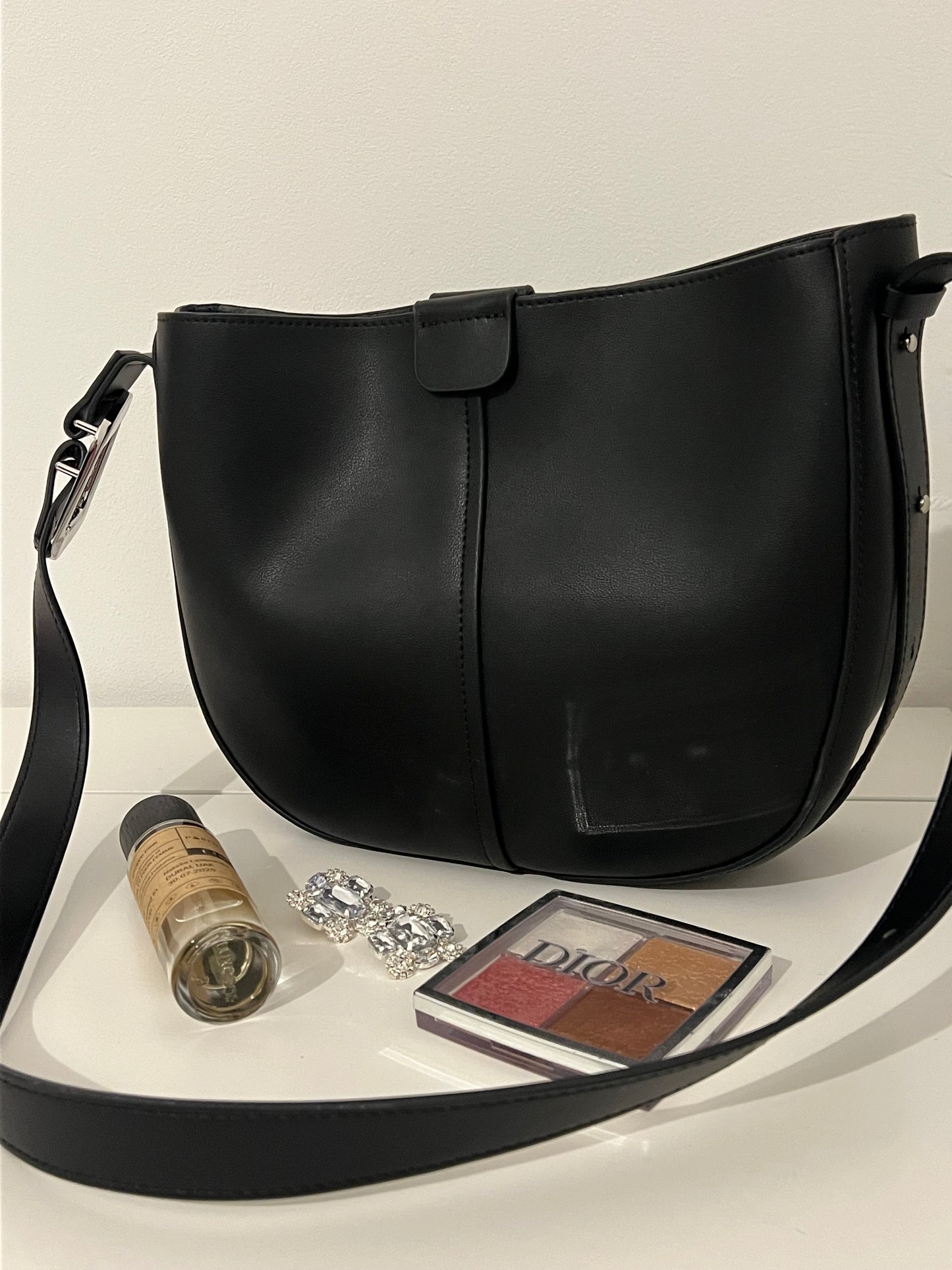 NIKOLÉ Leather Bag Tess – Elegance in Black