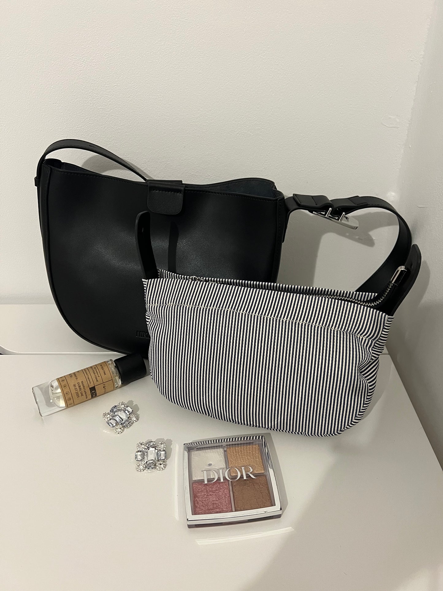 NIKOLÉ Leather Bag Tess – Elegance in Black