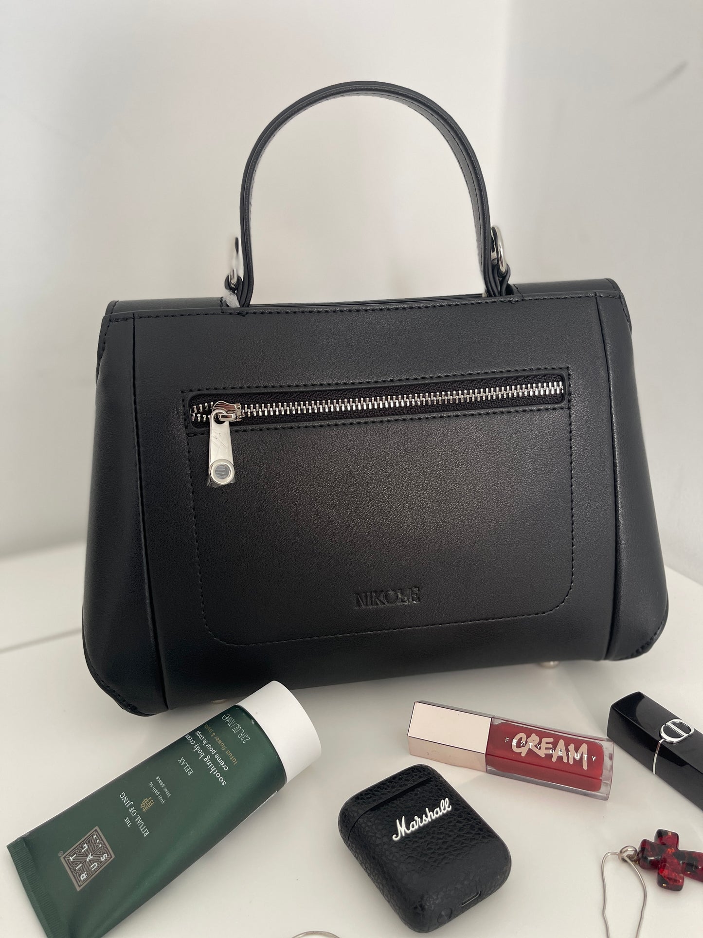 NIKOLÉ 'ANNA'  Leather Bag – The Classic in Black
