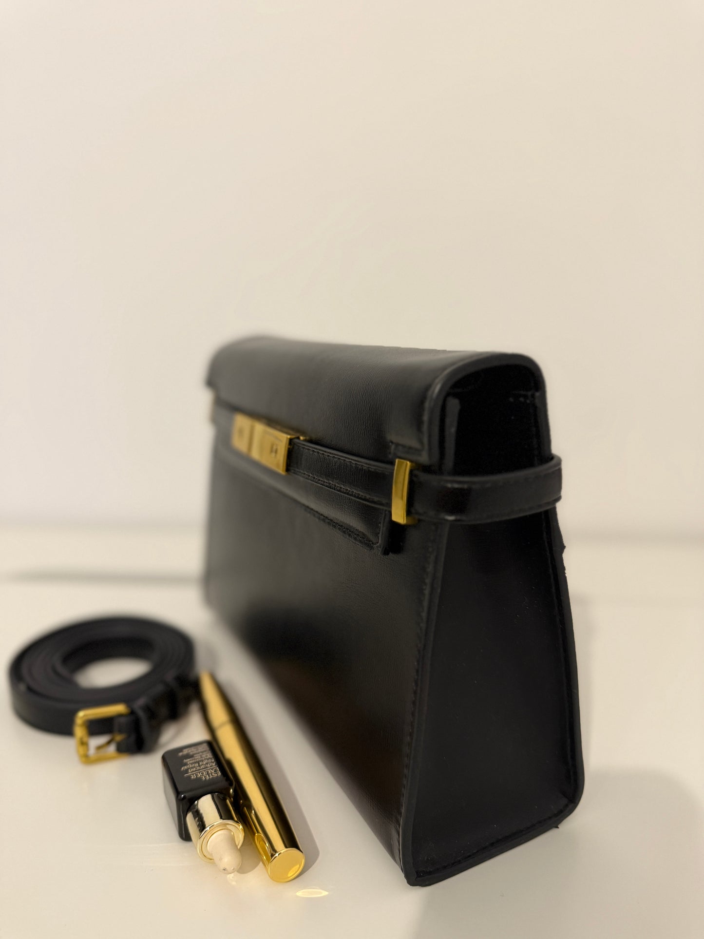 SONIA – Elegant Genuine Leather Crossbody Bag – Black