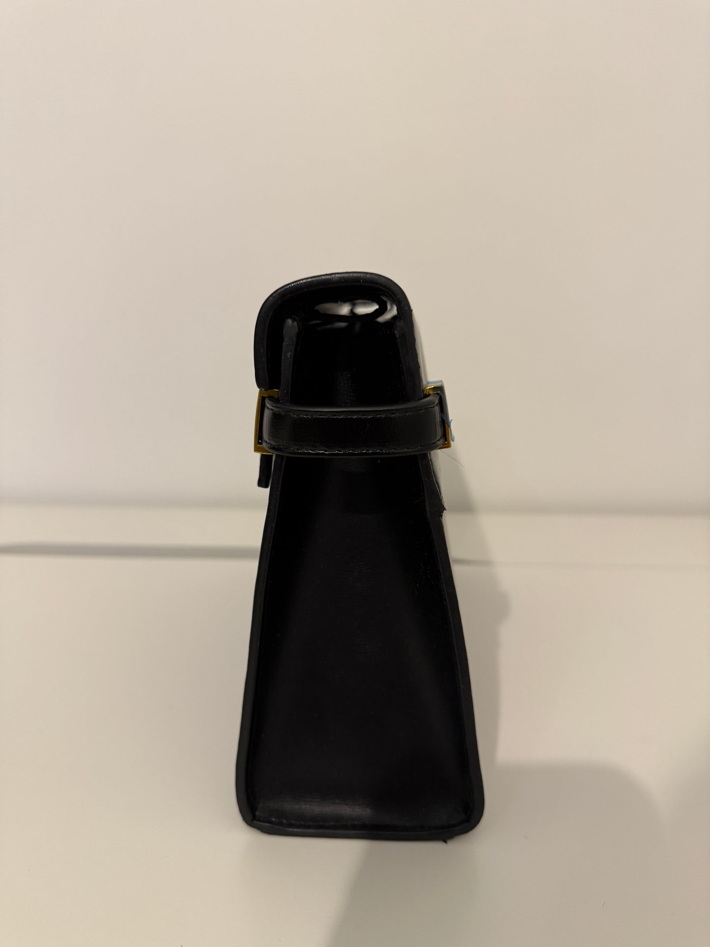 SONIA – Elegant Genuine Leather Crossbody Bag – Black