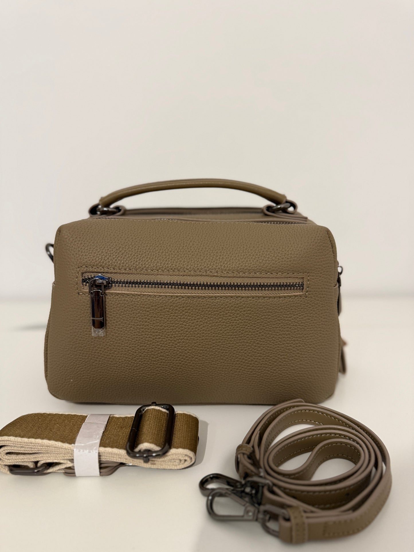 VERA – Natural Leather Crossbody Bag – Taupe