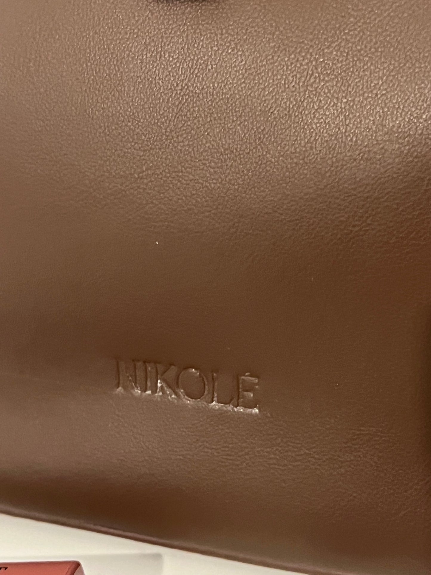 NIKOLÉ “LEA” — Chocolate Brown Leather Bag with Cosmetic Pouch