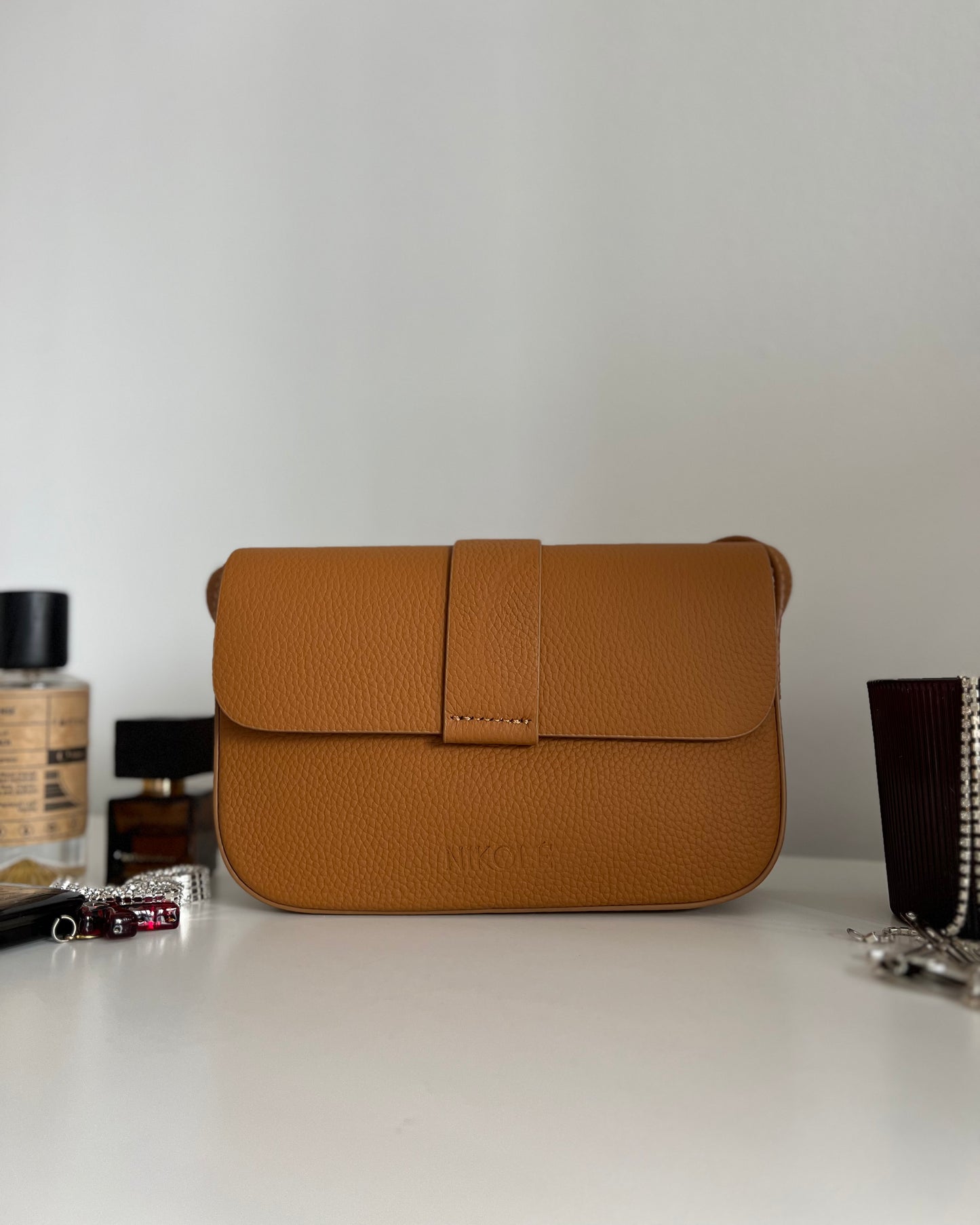 CLASSIC — Genuine Leather Caramel Bag