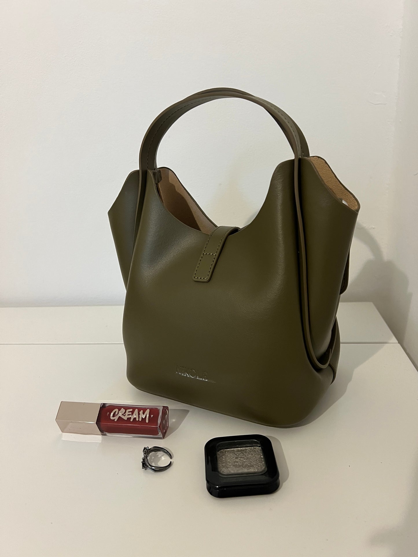 NIKOLÉ “LEA” — Khaki Green Leather Bag with Cosmetic Pouch