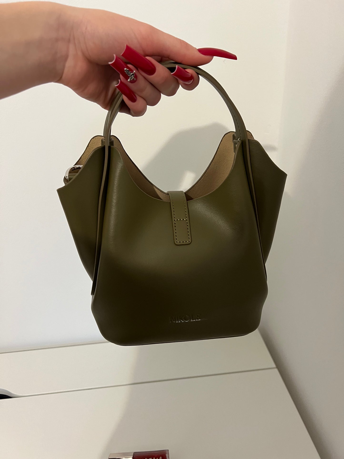 NIKOLÉ “LEA” — Khaki Green Leather Bag with Cosmetic Pouch