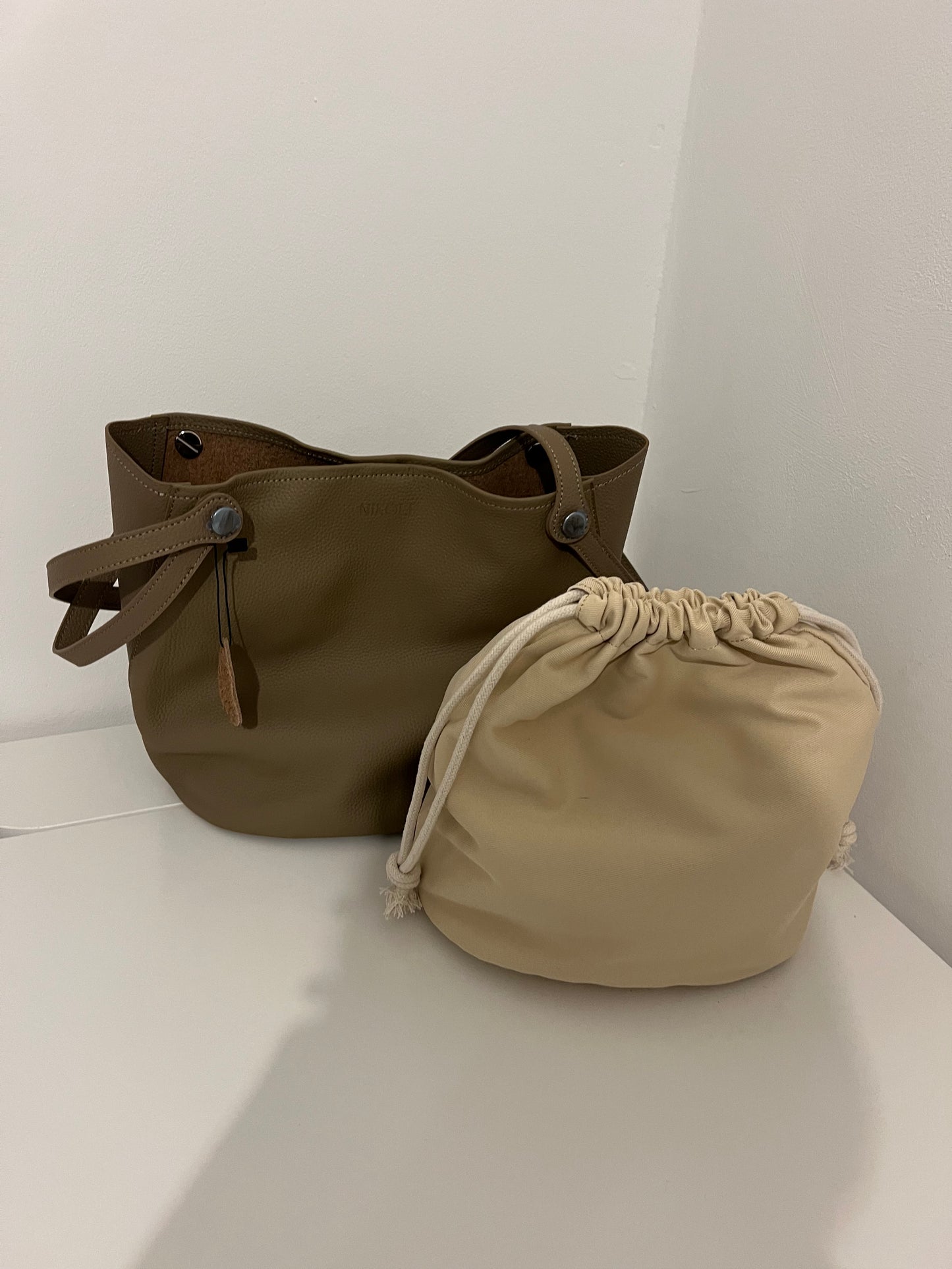 Bucket Bag – Natural Leather – Warm Caramel