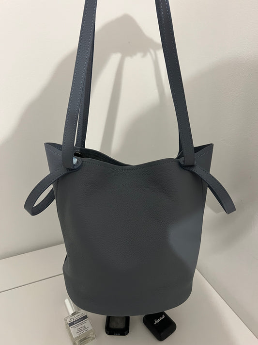 Bucket Bag – Natural Leather – Fog Blue