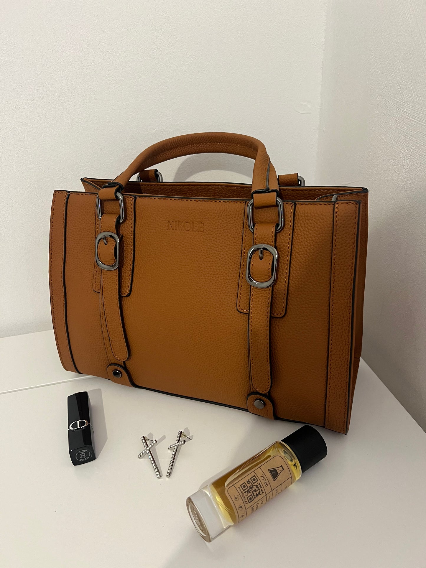 NIKOLÈ Caramel Tote – Stylish Genuine Leather Handbag for Everyday Elegance