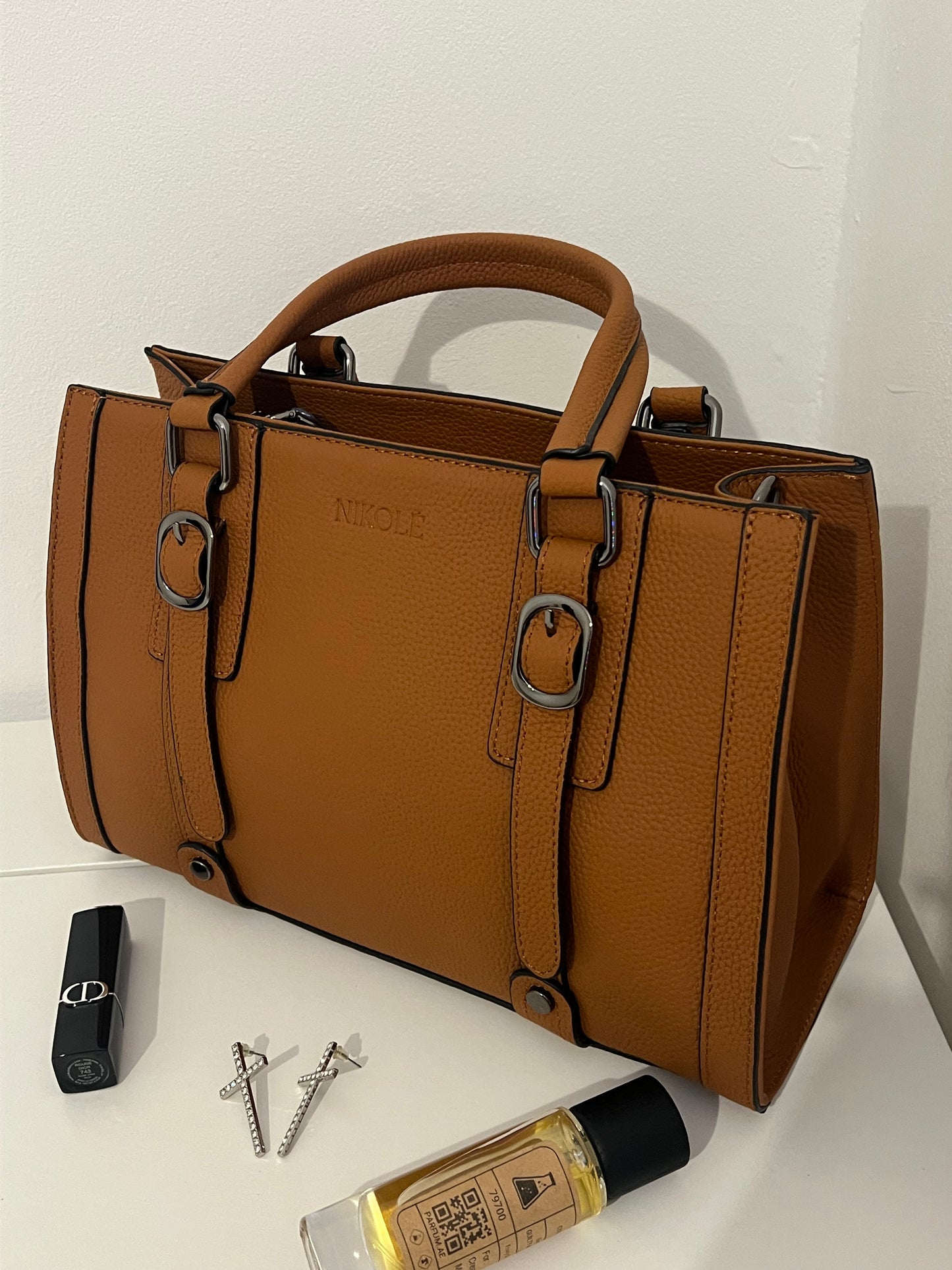 NIKOLÈ Caramel Tote – Stylish Genuine Leather Handbag for Everyday Elegance