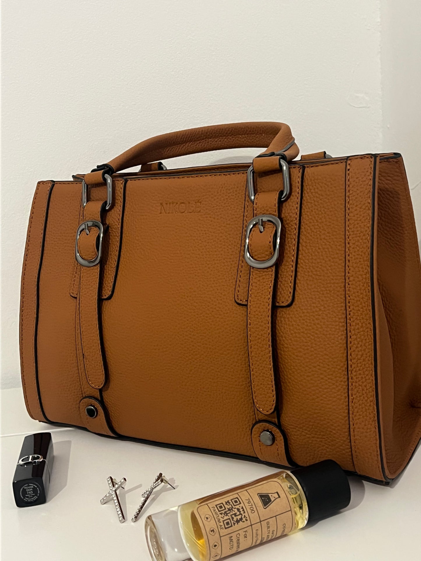 NIKOLÈ Caramel Tote – Stylish Genuine Leather Handbag for Everyday Elegance