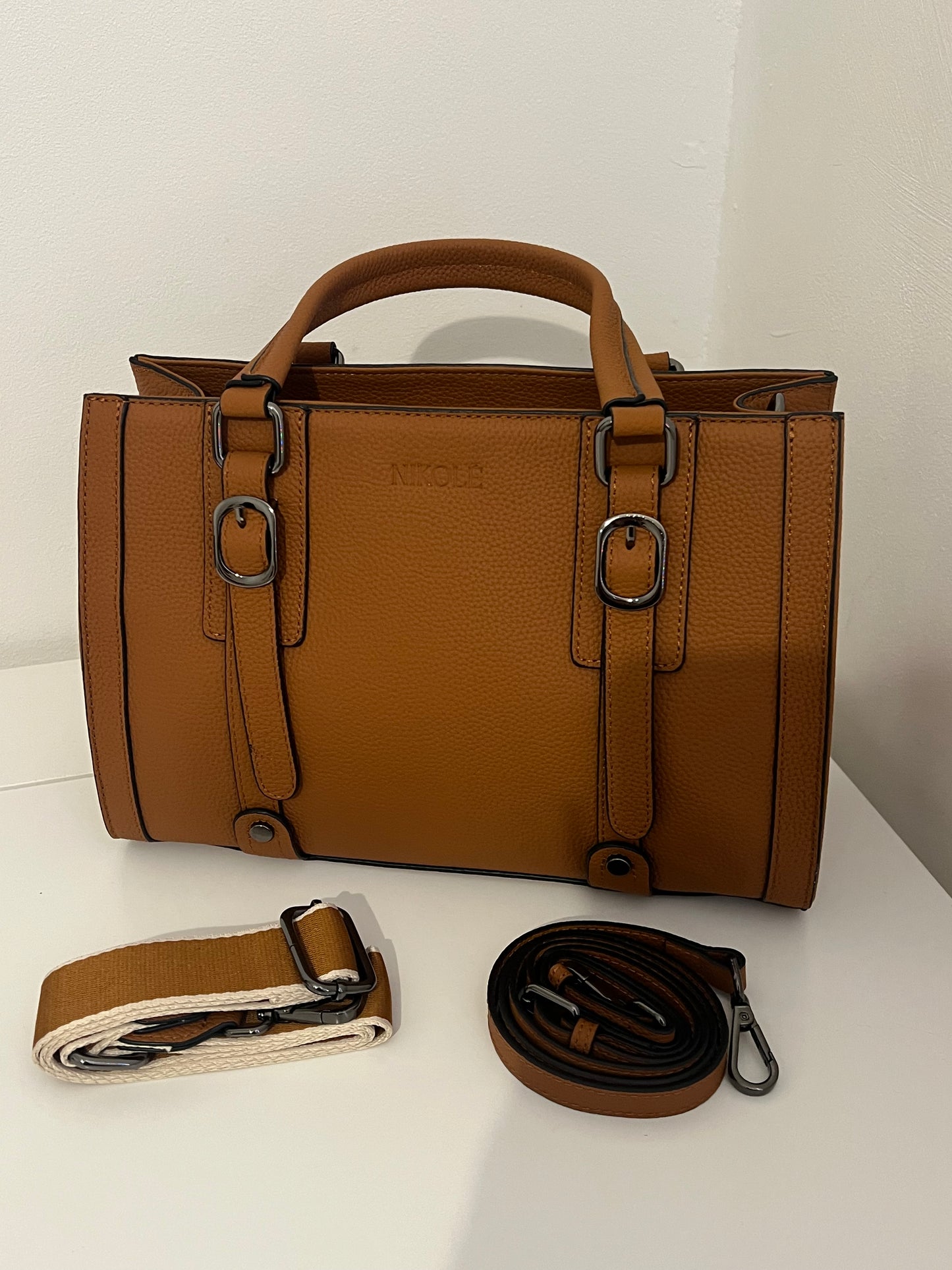 NIKOLÈ Caramel Tote – Stylish Genuine Leather Handbag for Everyday Elegance