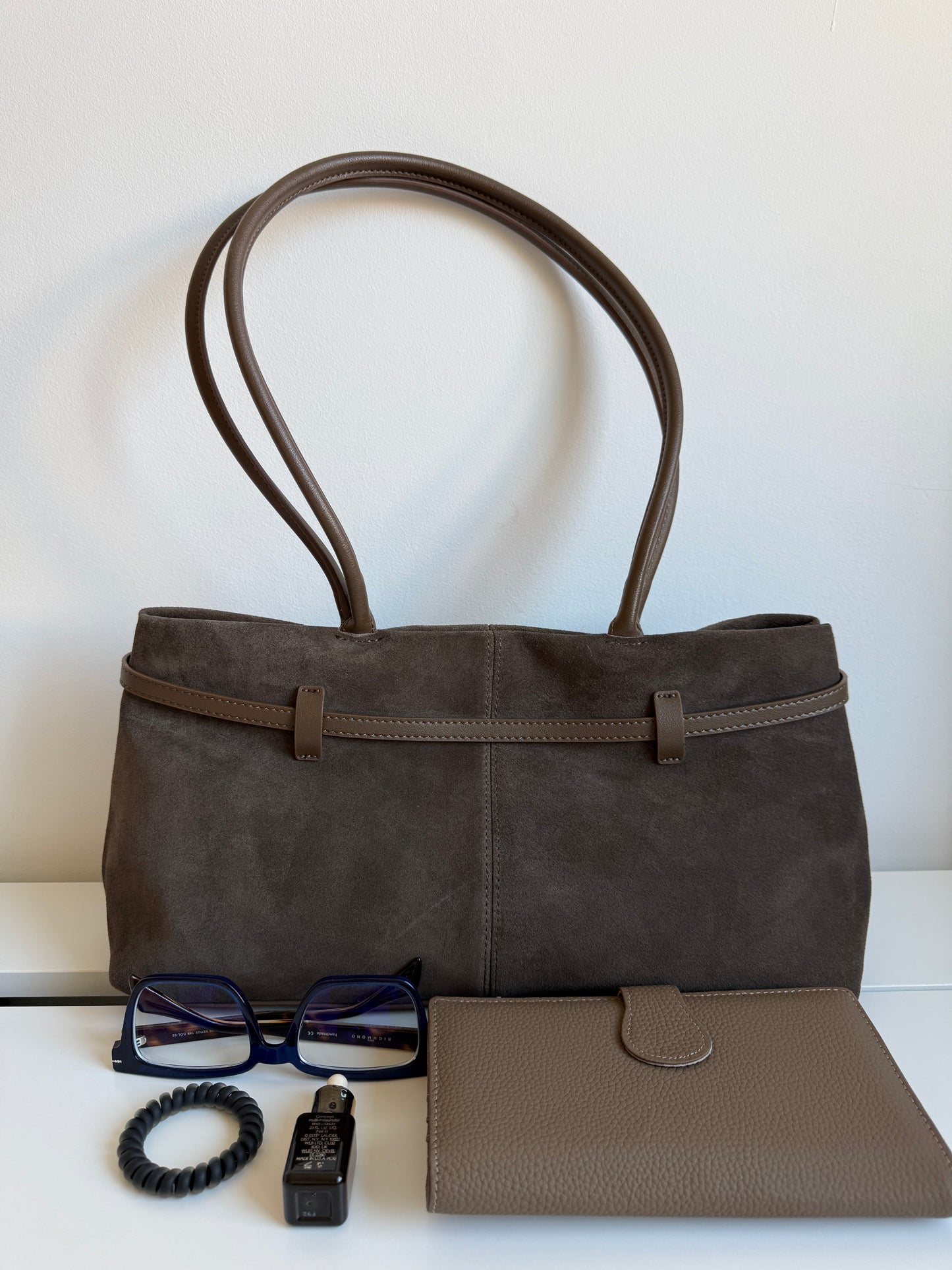 NIKOLÉ MARA – Taupe Suede Shoulder Bag | Soft & Neutral