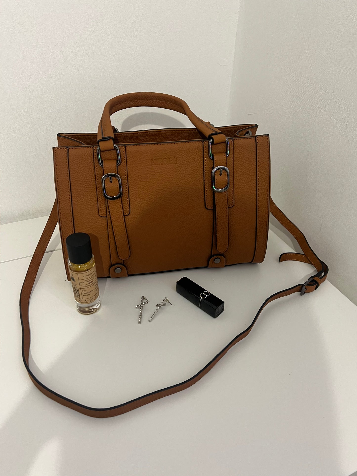 NIKOLÈ Caramel Tote – Stylish Genuine Leather Handbag for Everyday Elegance