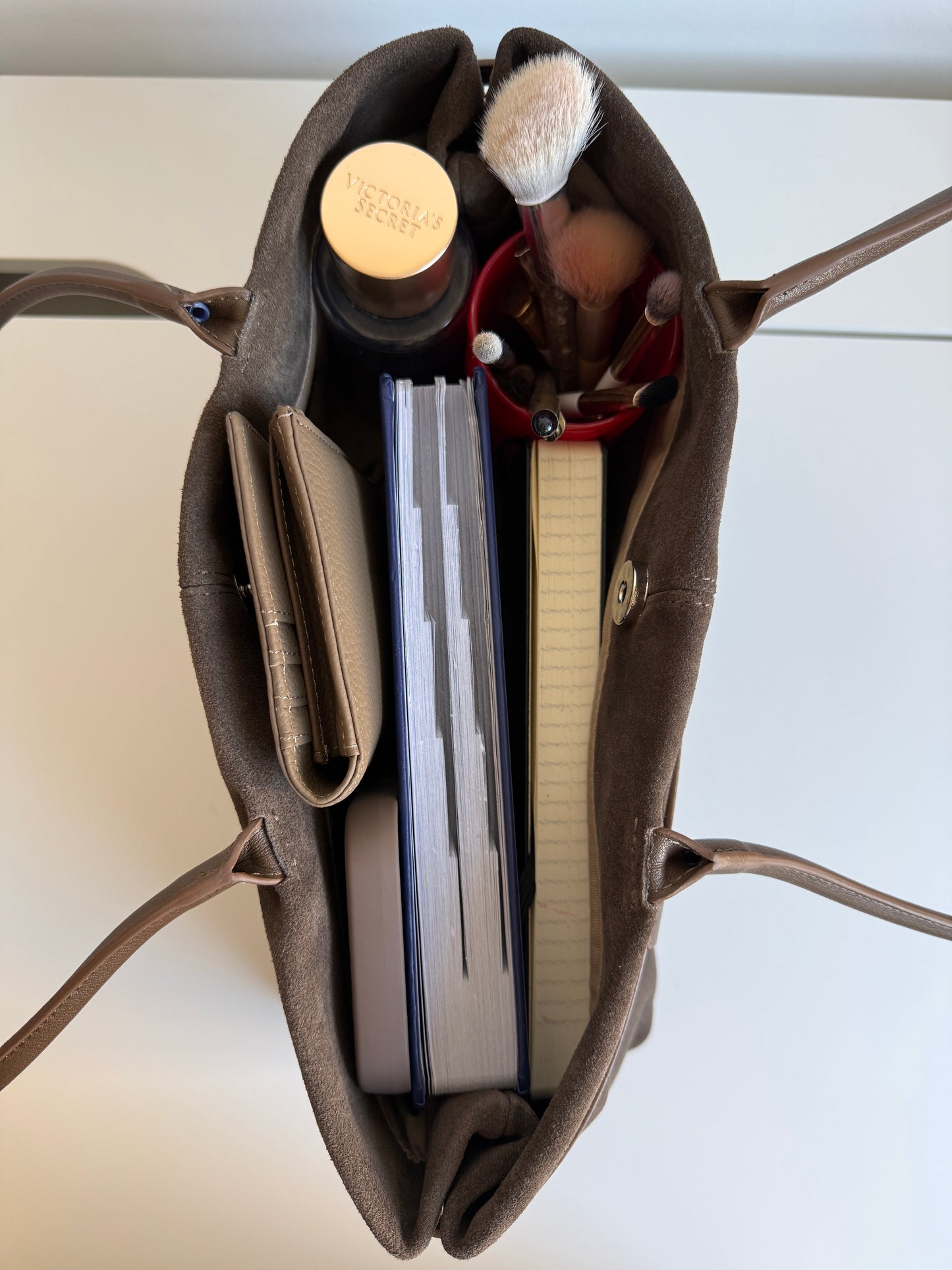 NIKOLÉ MARA – Taupe Suede Shoulder Bag | Soft & Neutral