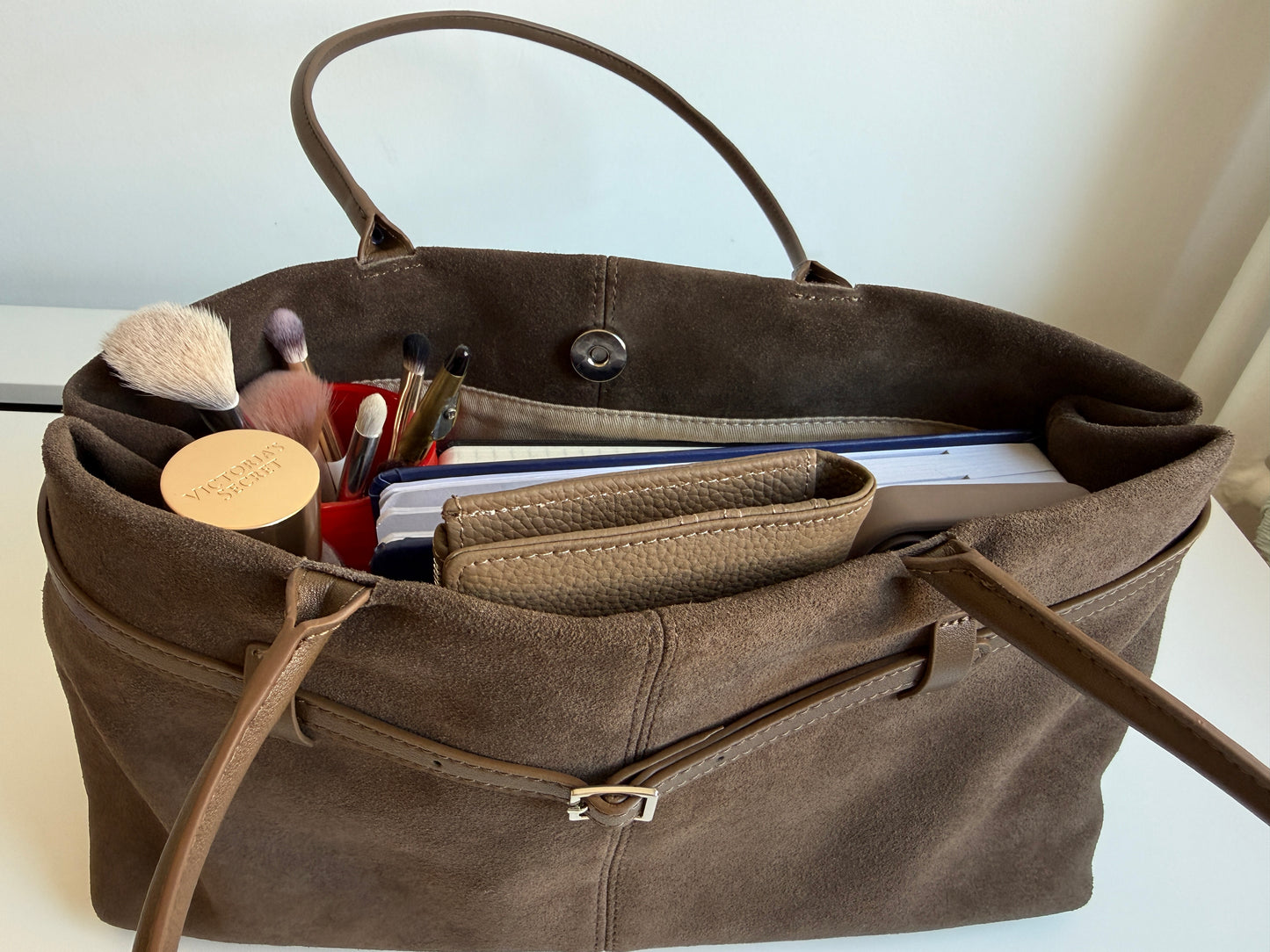 NIKOLÉ MARA – Taupe Suede Shoulder Bag | Soft & Neutral