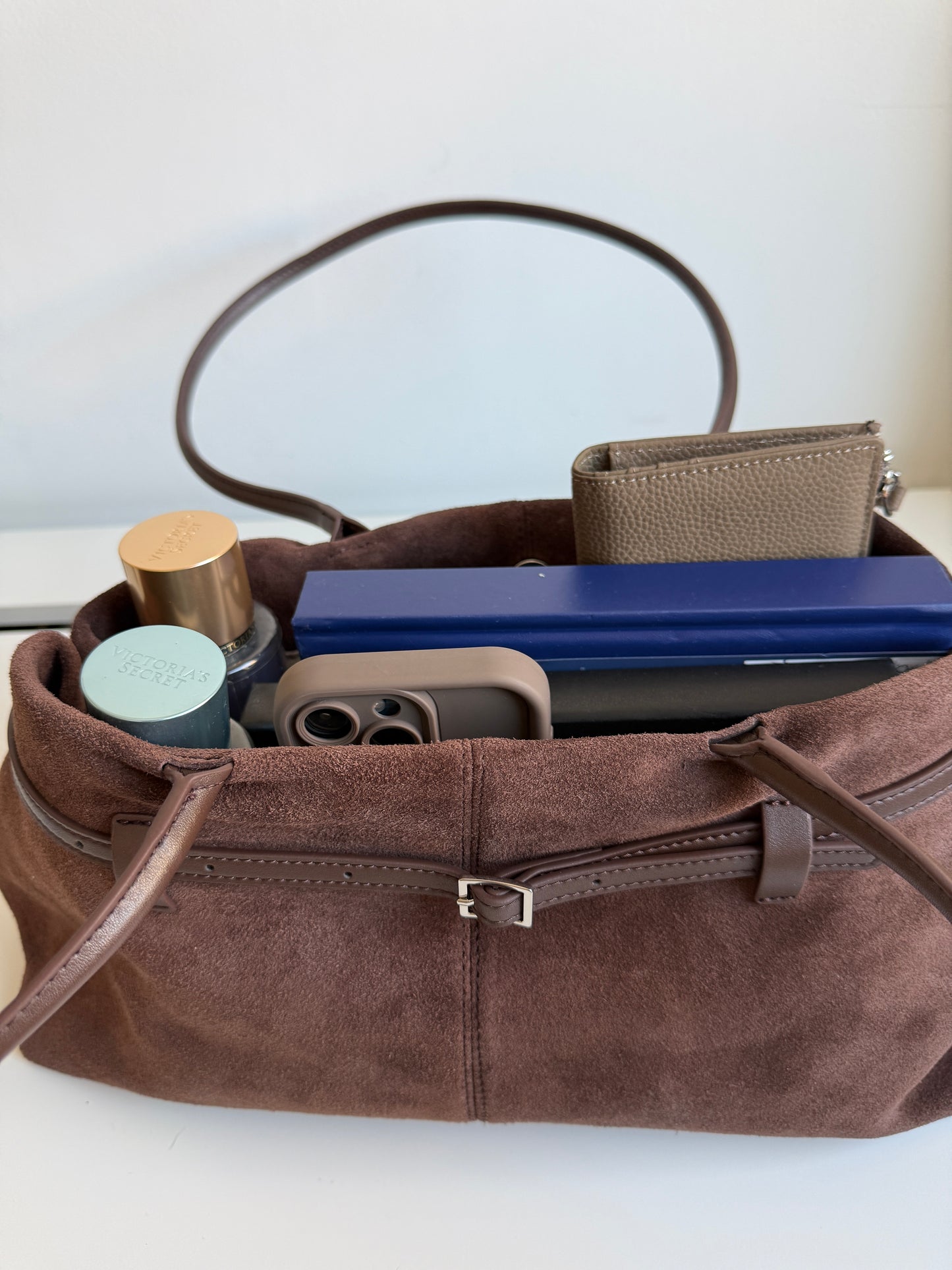 NIKOLÉ MARA – Chocolate Suede Shoulder Bag | Soft & Neutral