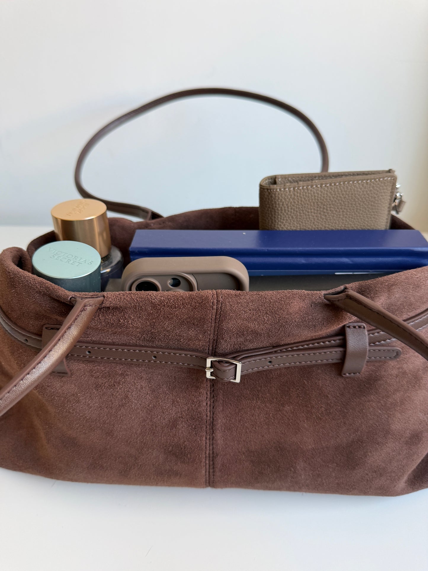 NIKOLÉ MARA – Chocolate Suede Shoulder Bag | Soft & Neutral