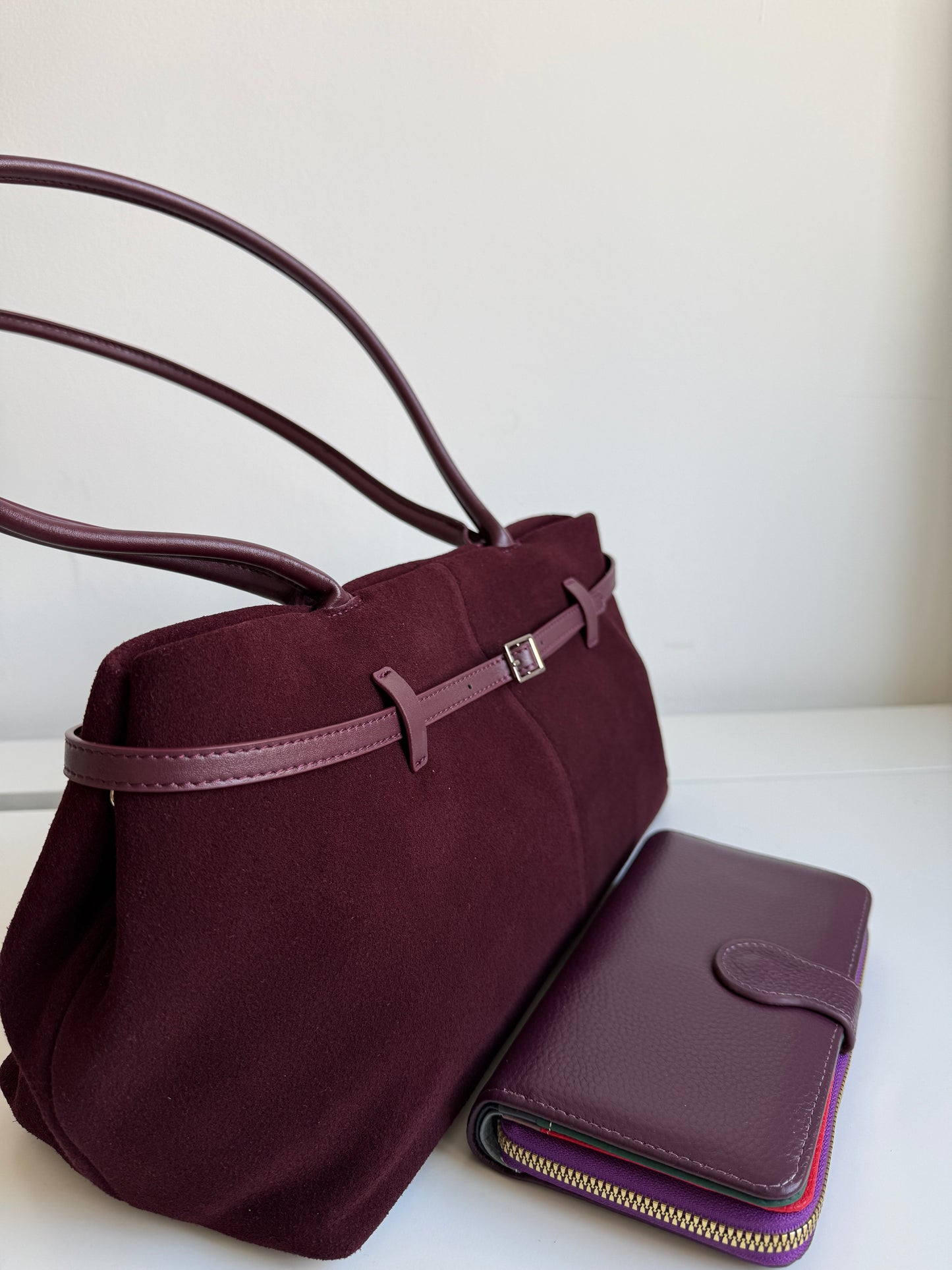 NIKOLÉ MARA – Burgundy Suede Shoulder Bag | Soft & Neutral