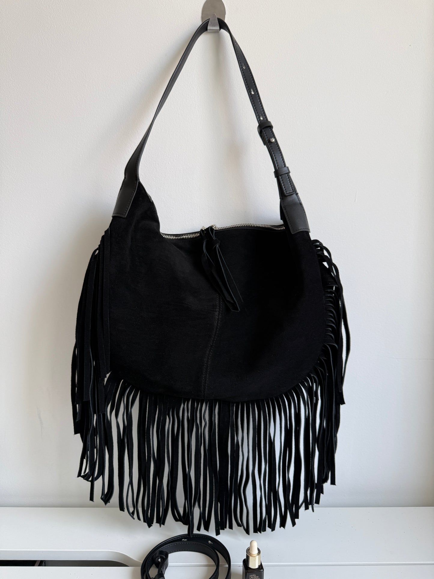 NIKOLÉ  JANE  – Black Suede Fringe Shoulder Bag | Western Chic