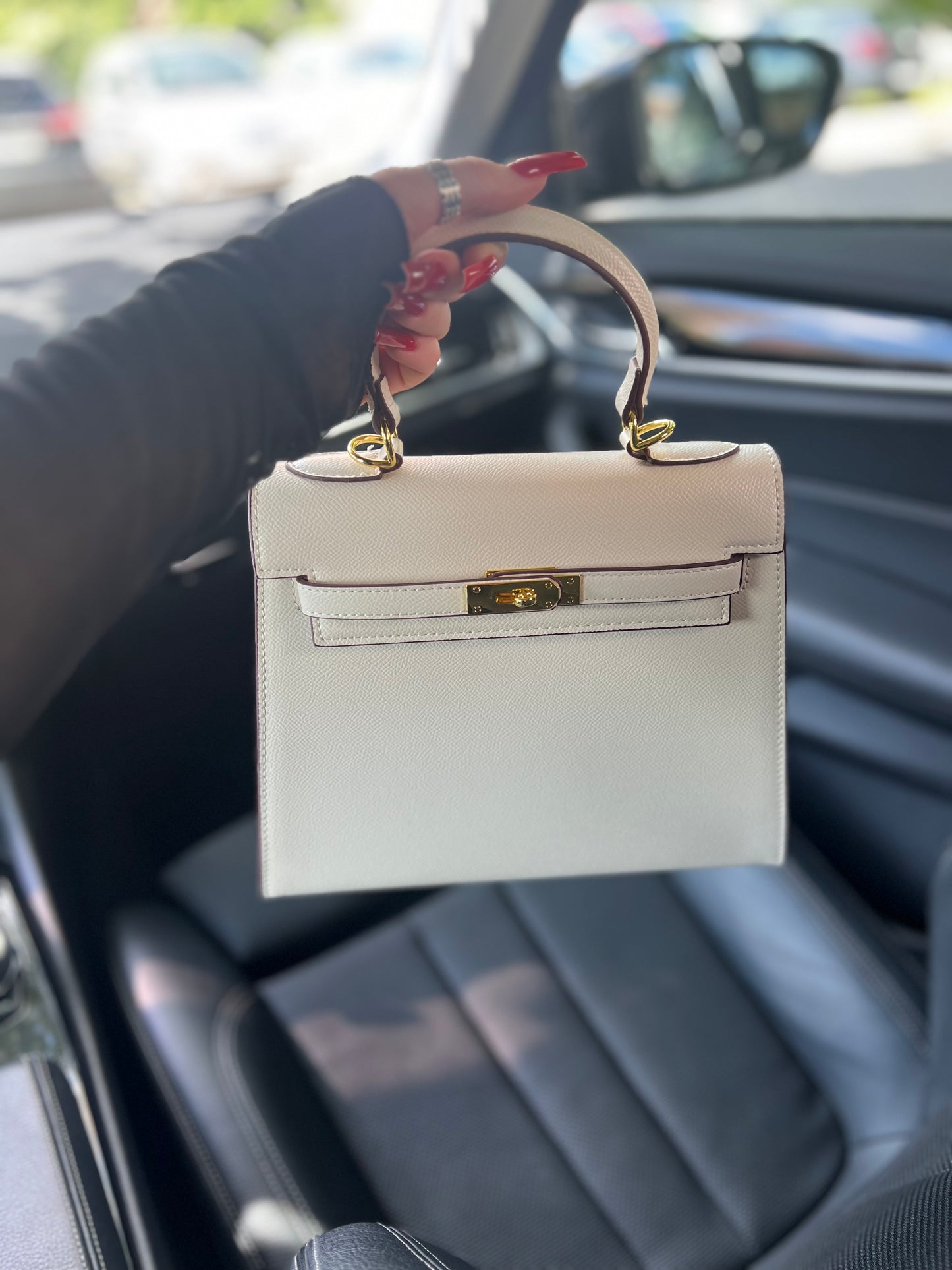 Mira Ivory – Torebka z naturalnej skóry