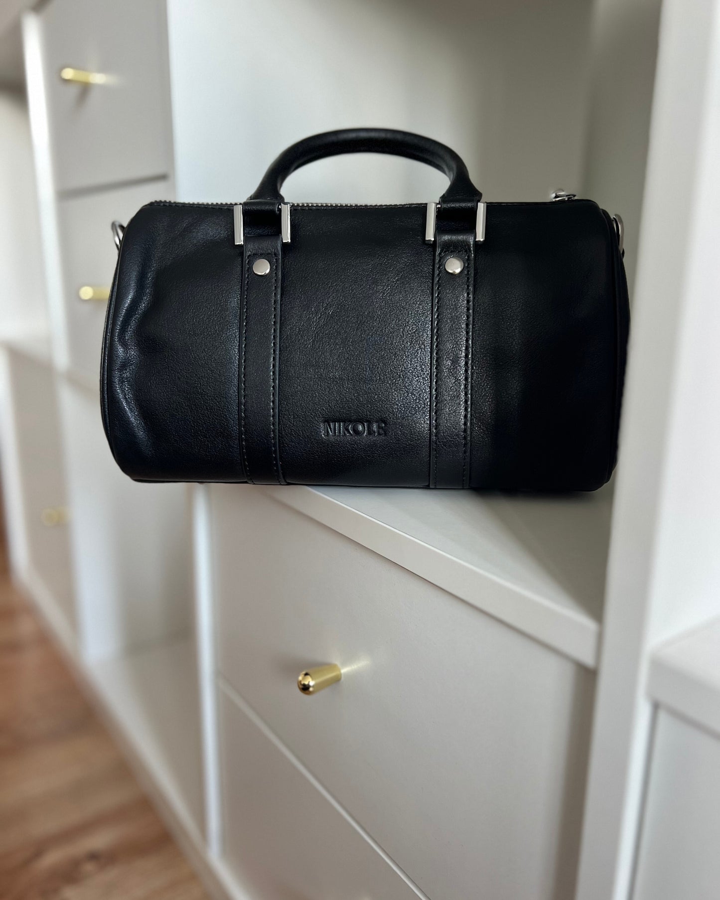 NIKOLÈ Classic Black Tote – skórzana torebka damska, elegancka torba do pracy i na co dzień