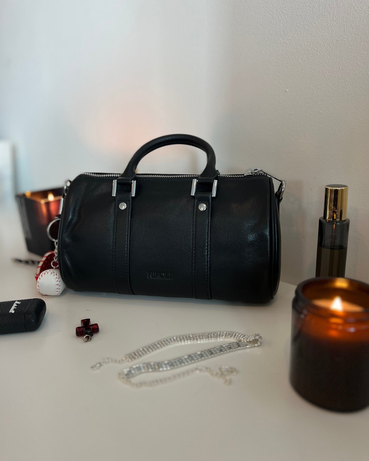 NIKOLÈ Classic Black Tote – skórzana torebka damska, elegancka torba do pracy i na co dzień