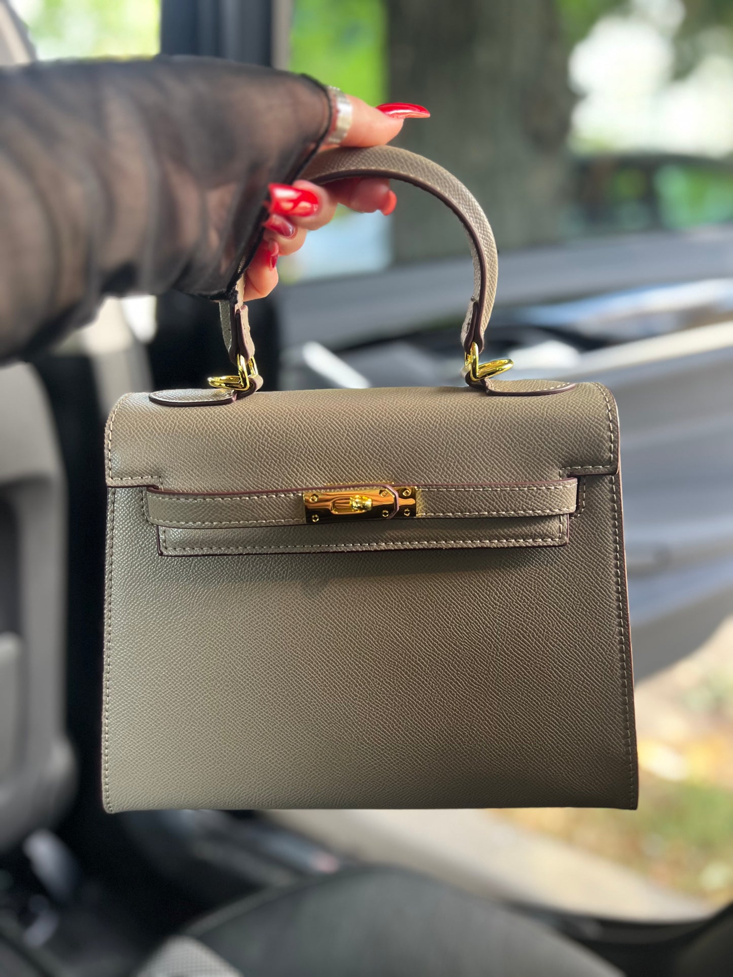 Mira Taupe – Torebka z naturalnej skóry