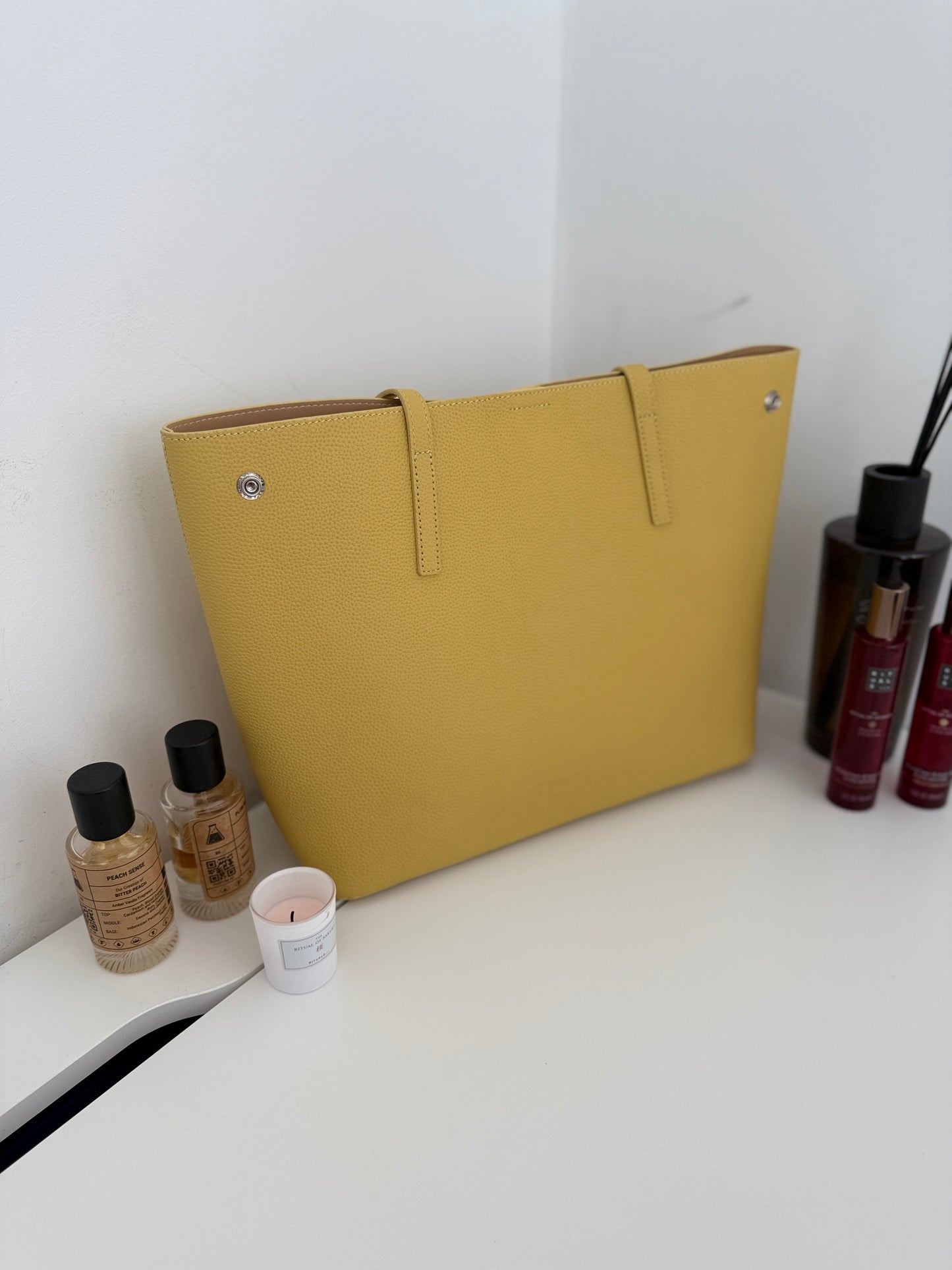 LUNA – Butter Yellow Leather Tote Bag
