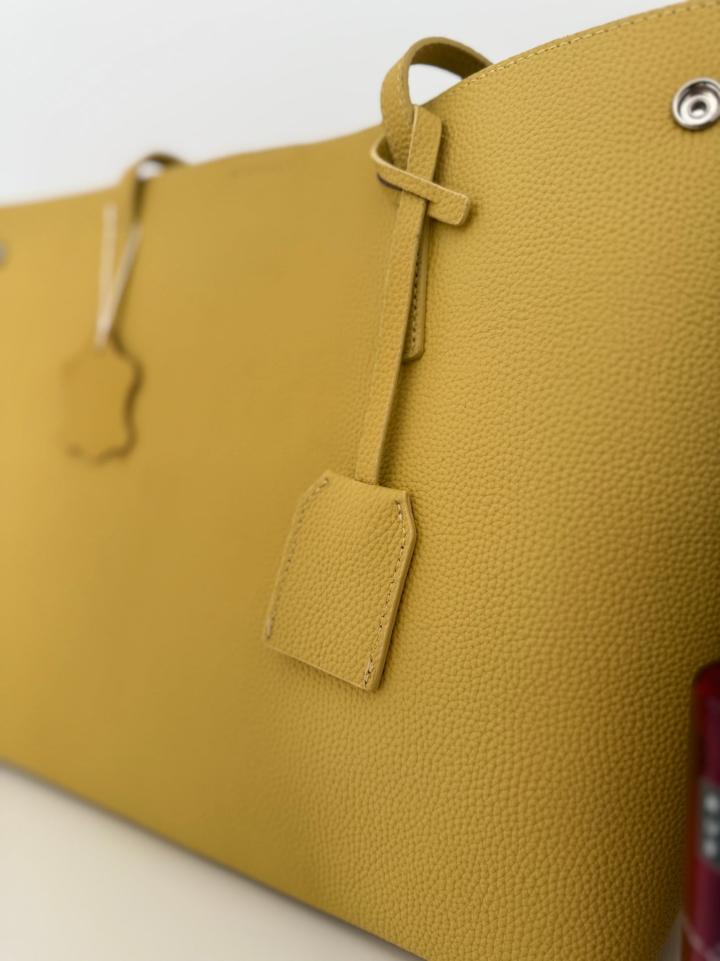 LUNA – Butter Yellow Leather Tote Bag