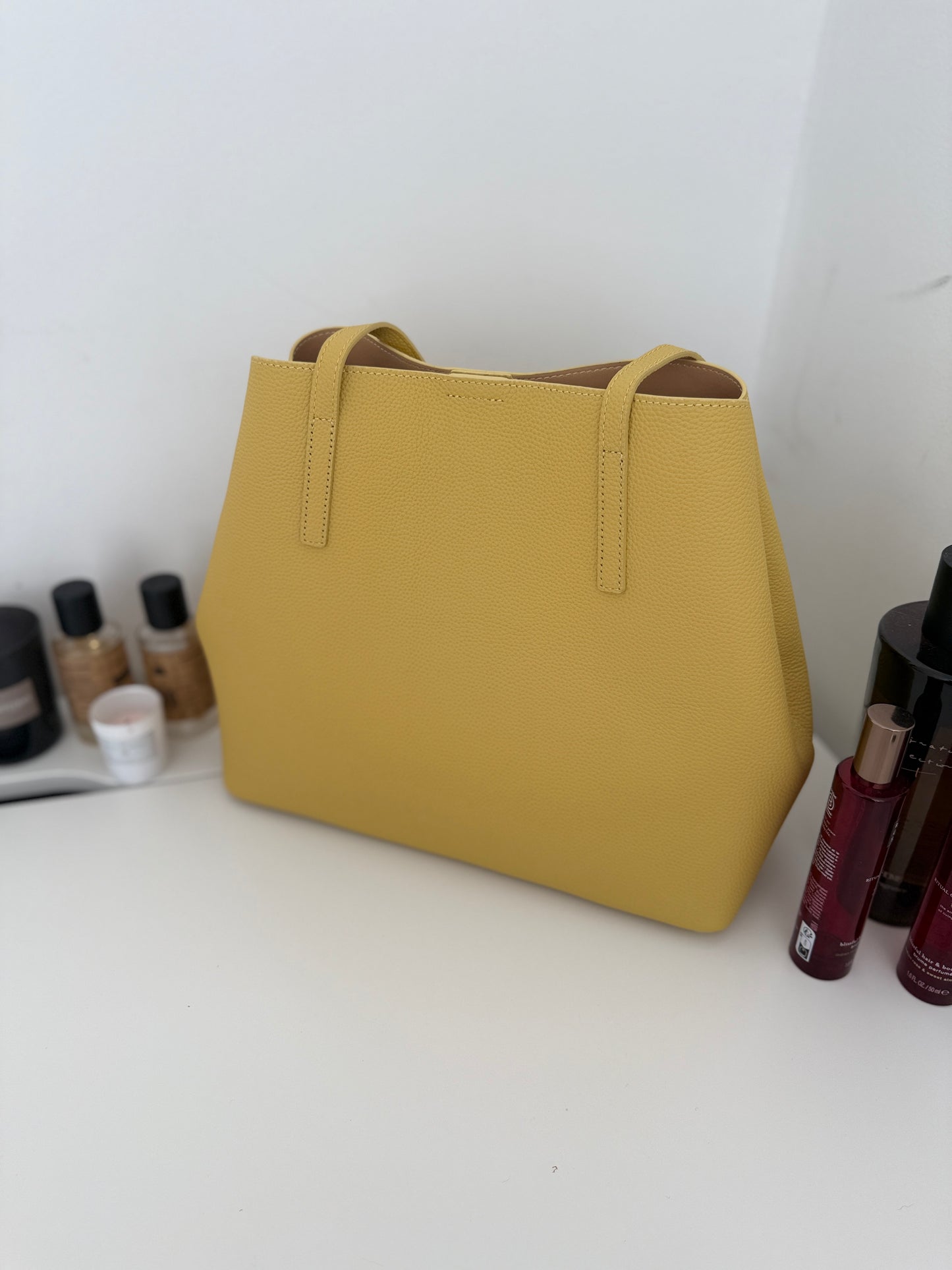 LUNA – Butter Yellow Leather Tote Bag