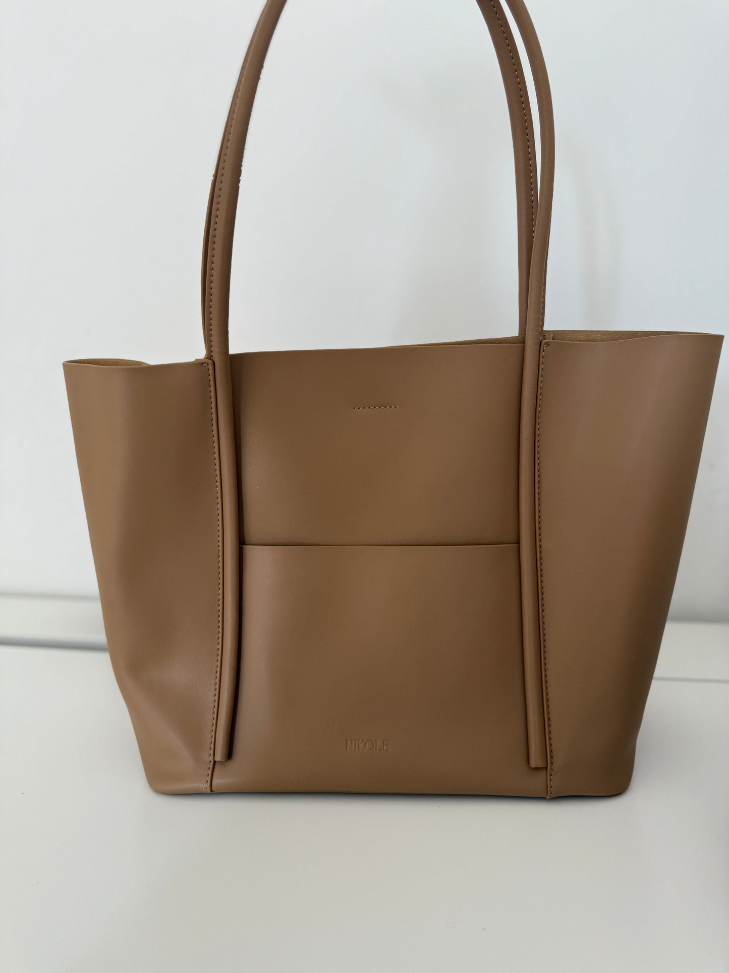 NIKOLÉ Shopper – Timeless Leather Tote Bag