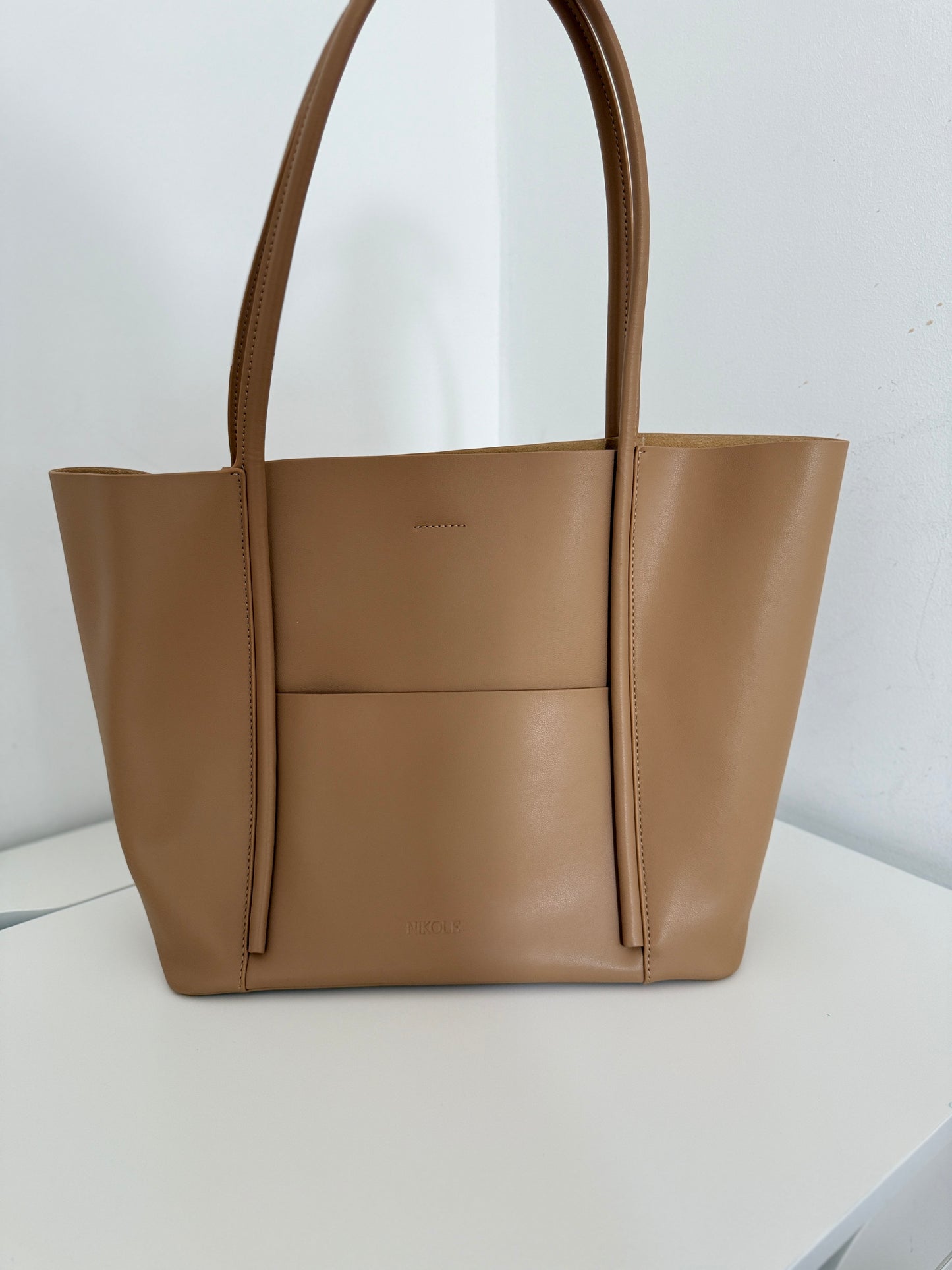 NIKOLÉ Shopper – Timeless Leather Tote Bag