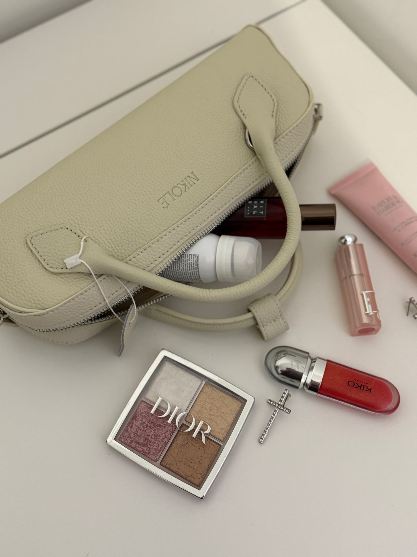 NIKOLÈ Leather Boston Bag – Milk Beige