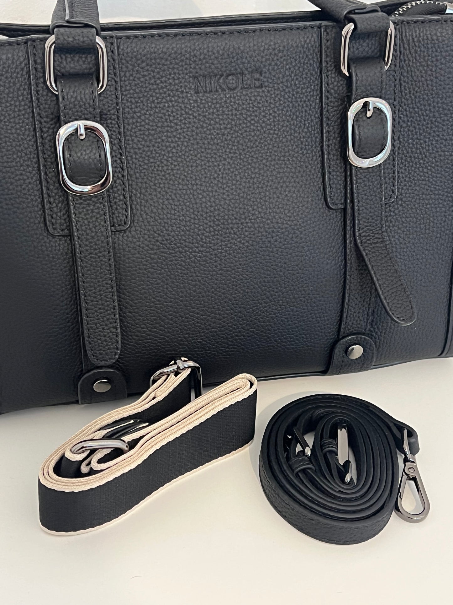 NIKOLÈ Black Tote – Stylish Genuine Leather Handbag for Everyday Elegance