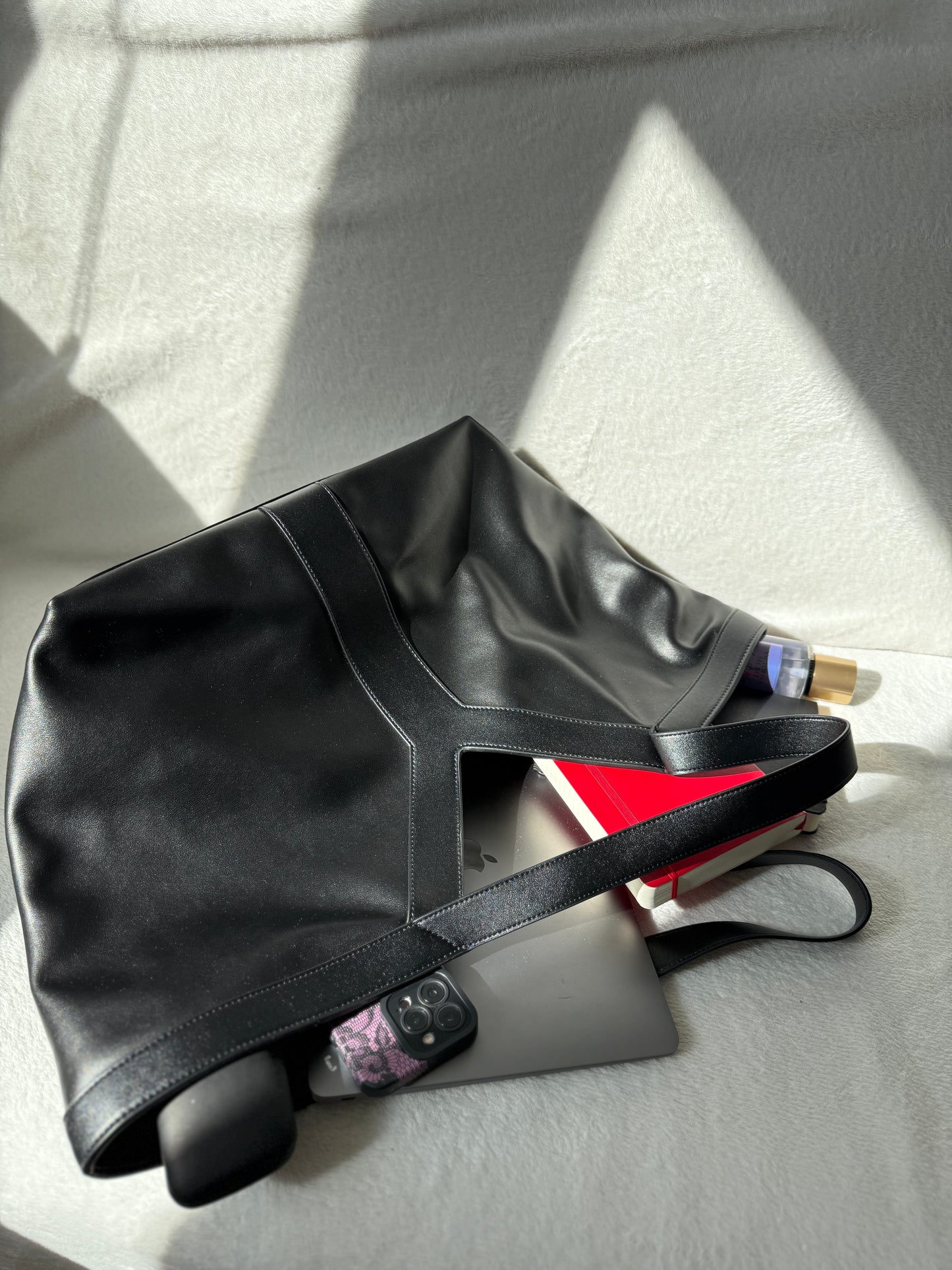 NIKOLÈ V-Luxe Tote – Large Genuine Leather Bag for 15” Laptop, Work & Everyday