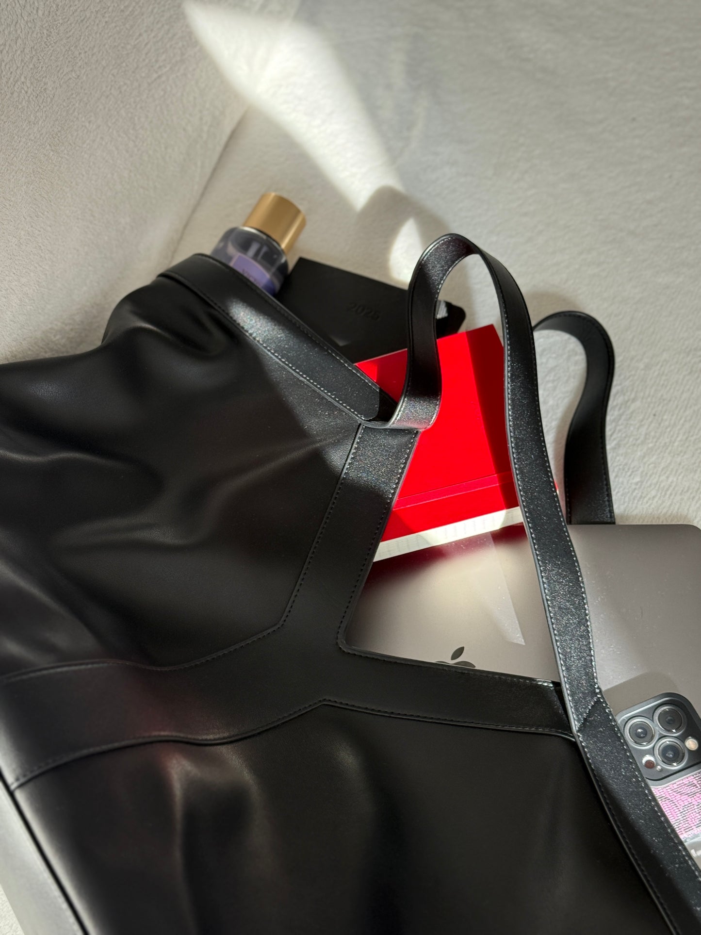 NIKOLÈ V-Luxe Tote – Large Genuine Leather Bag for 15” Laptop, Work & Everyday