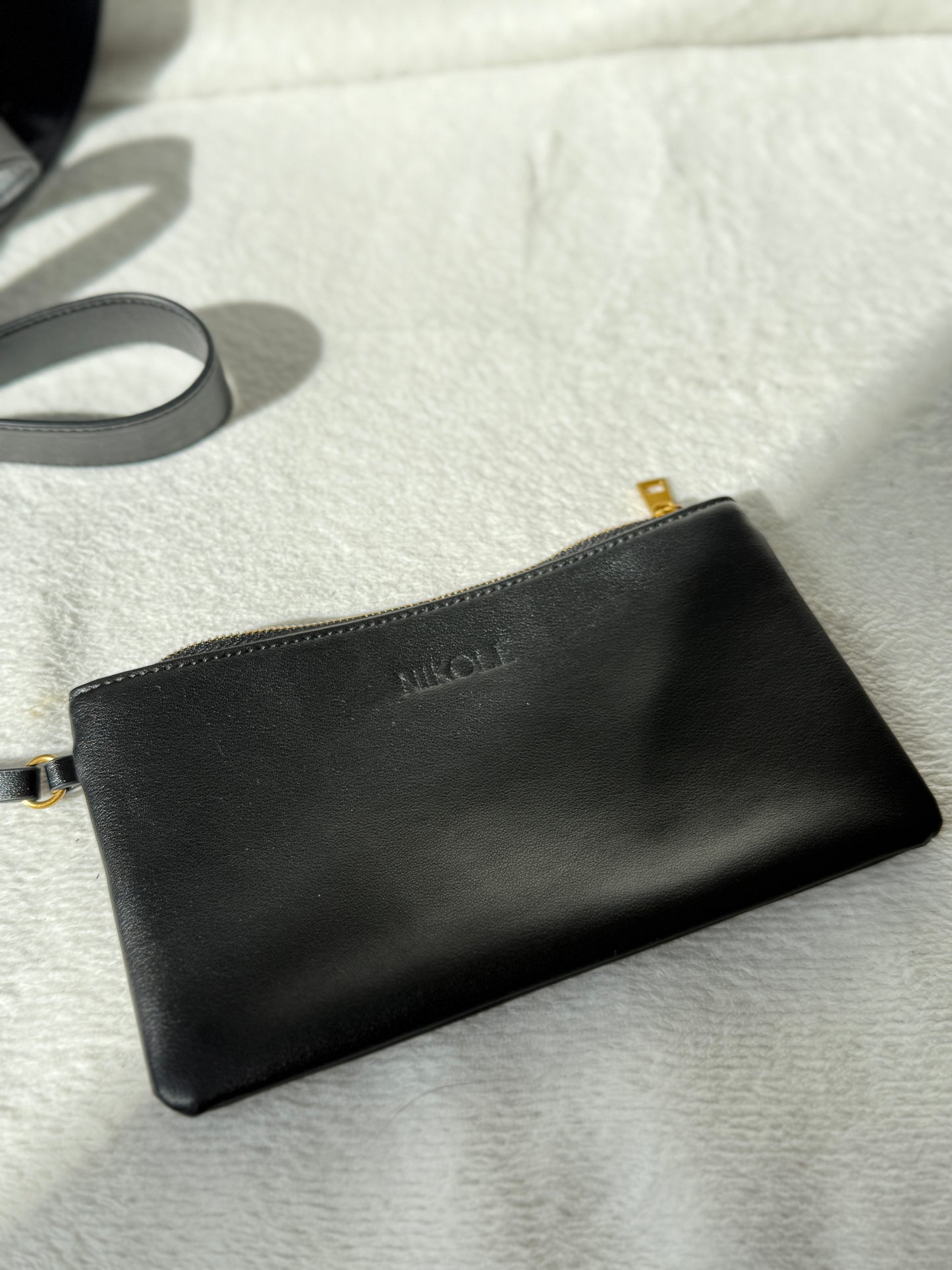 NIKOLÈ V-Luxe Tote – Large Genuine Leather Bag for 15” Laptop, Work & Everyday