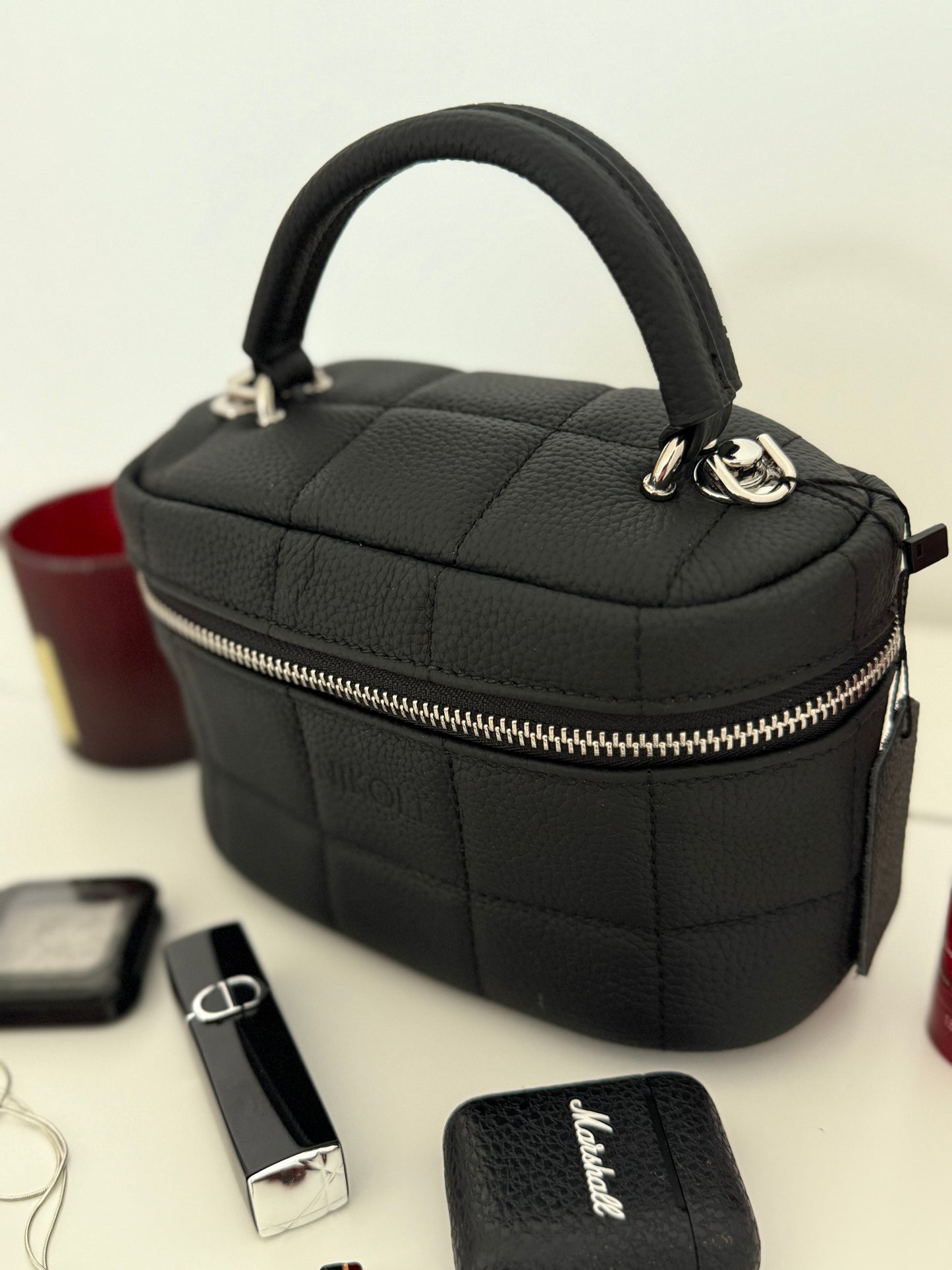 NIKOLÉ “Bella” – Quilted Leather Box Bag – Black