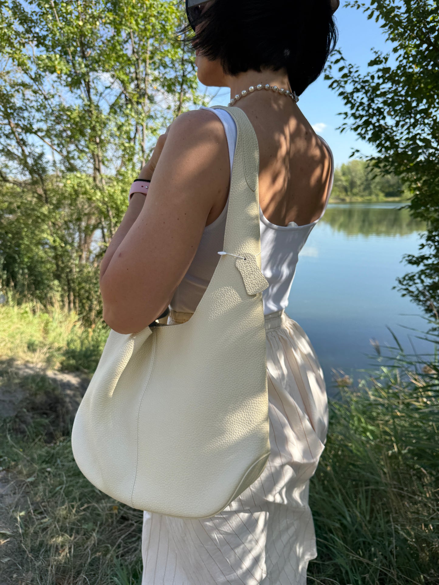 NIKOLÉ Kelly Milk – Elegant Leather Hobo Bag