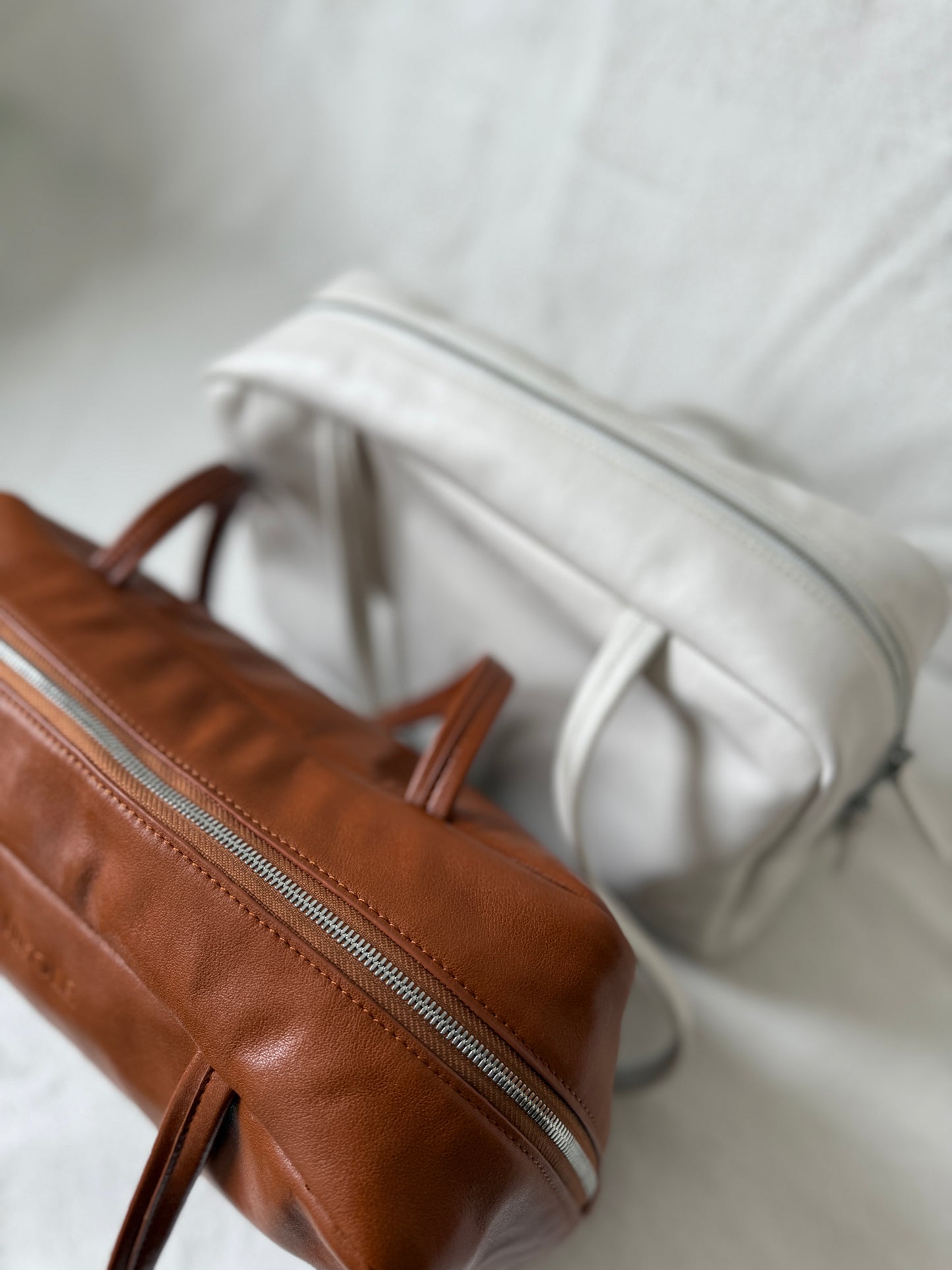 NIKOLÉ Leather Bag – Elegance in White