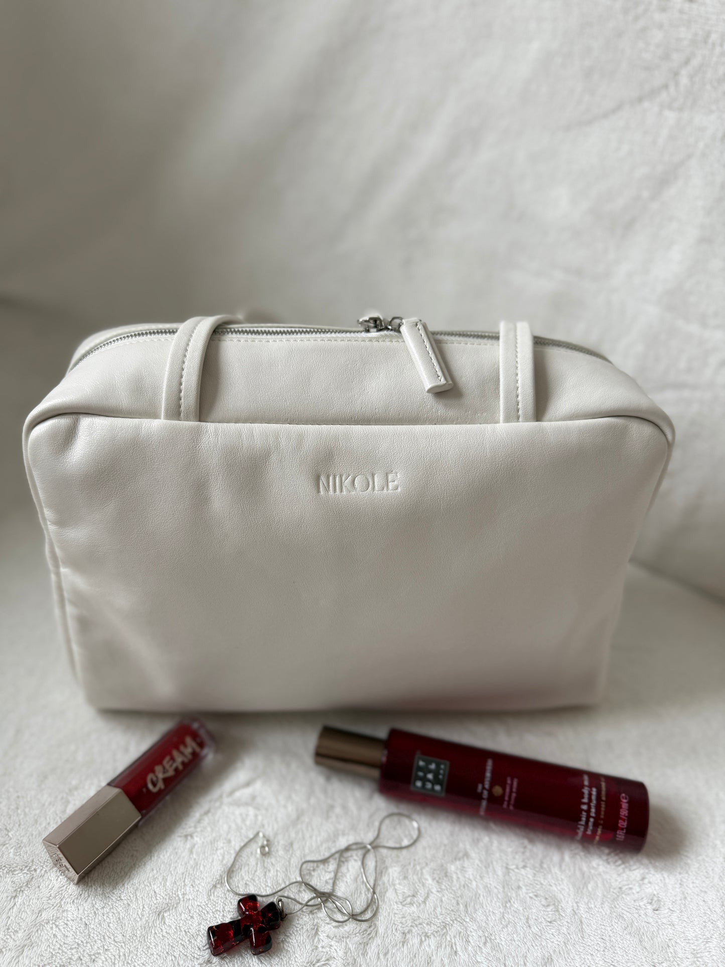 NIKOLÉ Leather Bag – Elegance in White