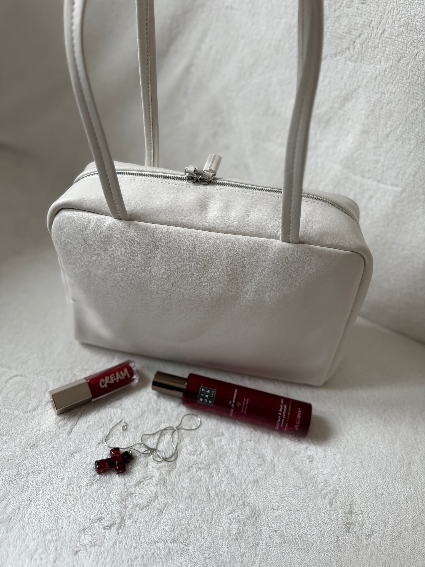 NIKOLÉ Leather Bag – Elegance in White
