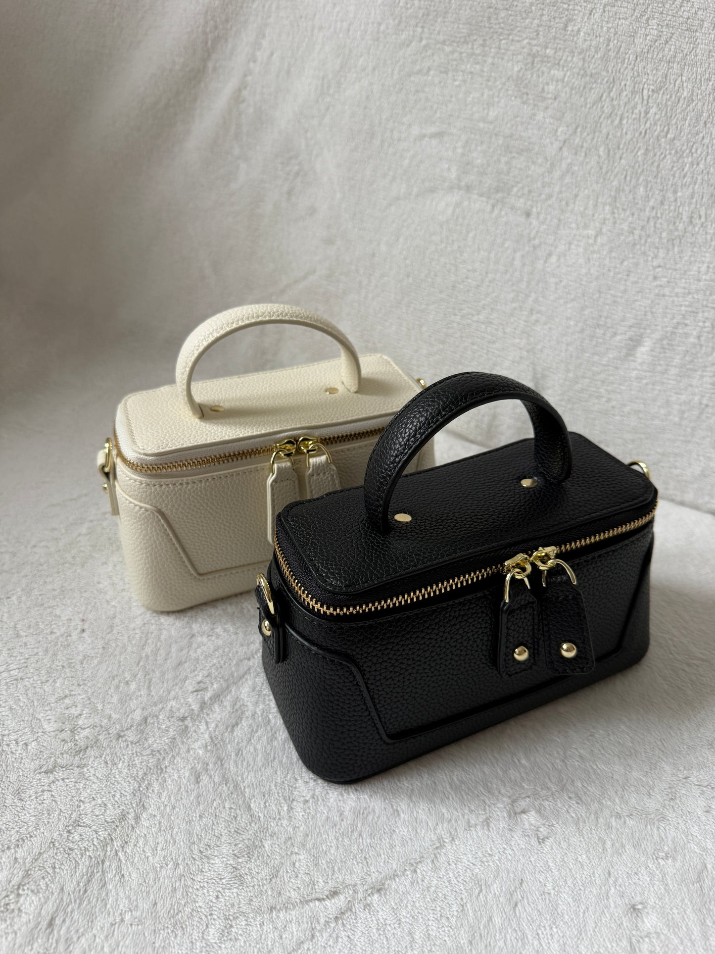 Lana – Elegant Premium Leather Bag (Black)